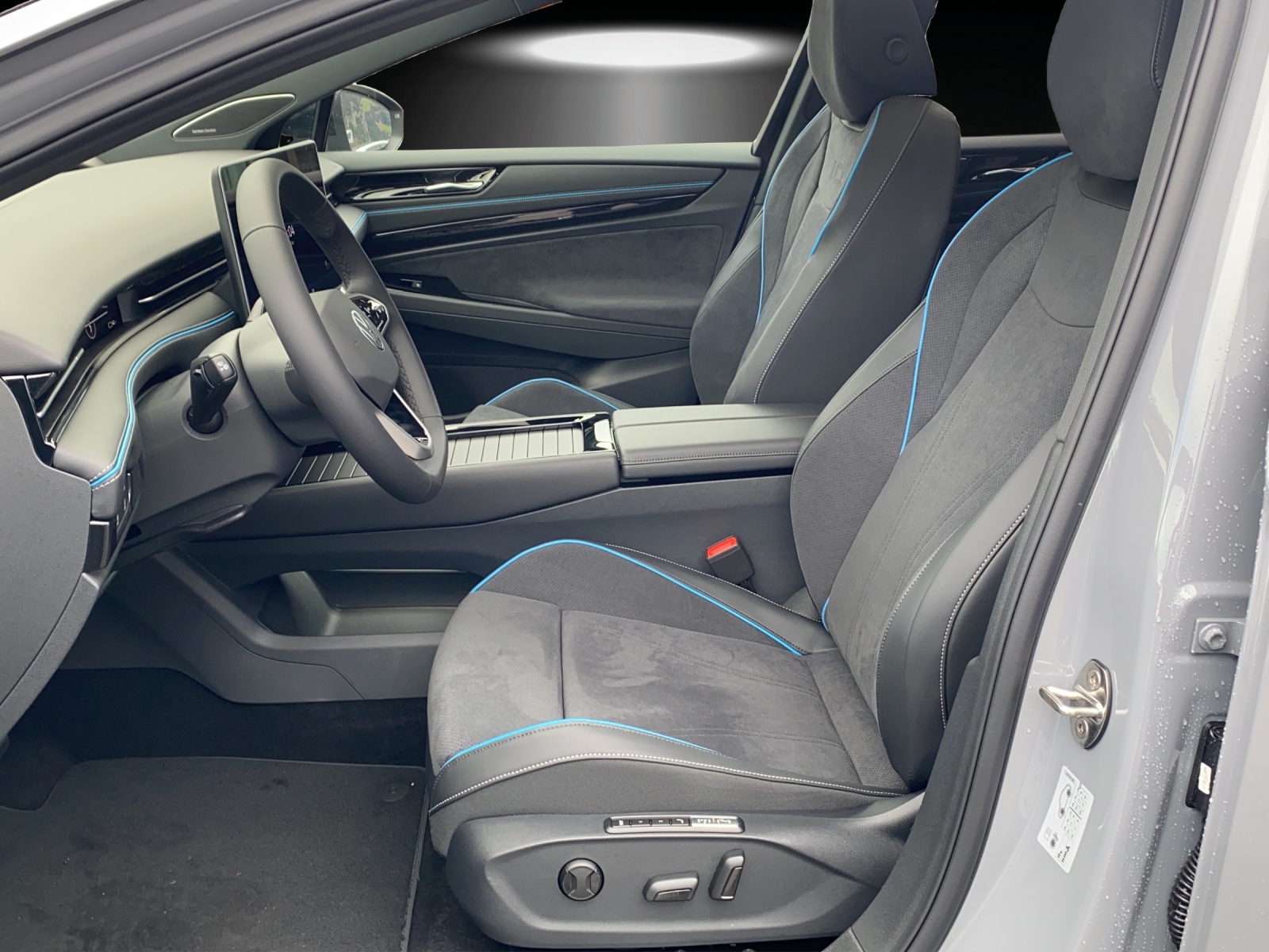 VW ID.7 Pro 77 kWh Pro-image-9