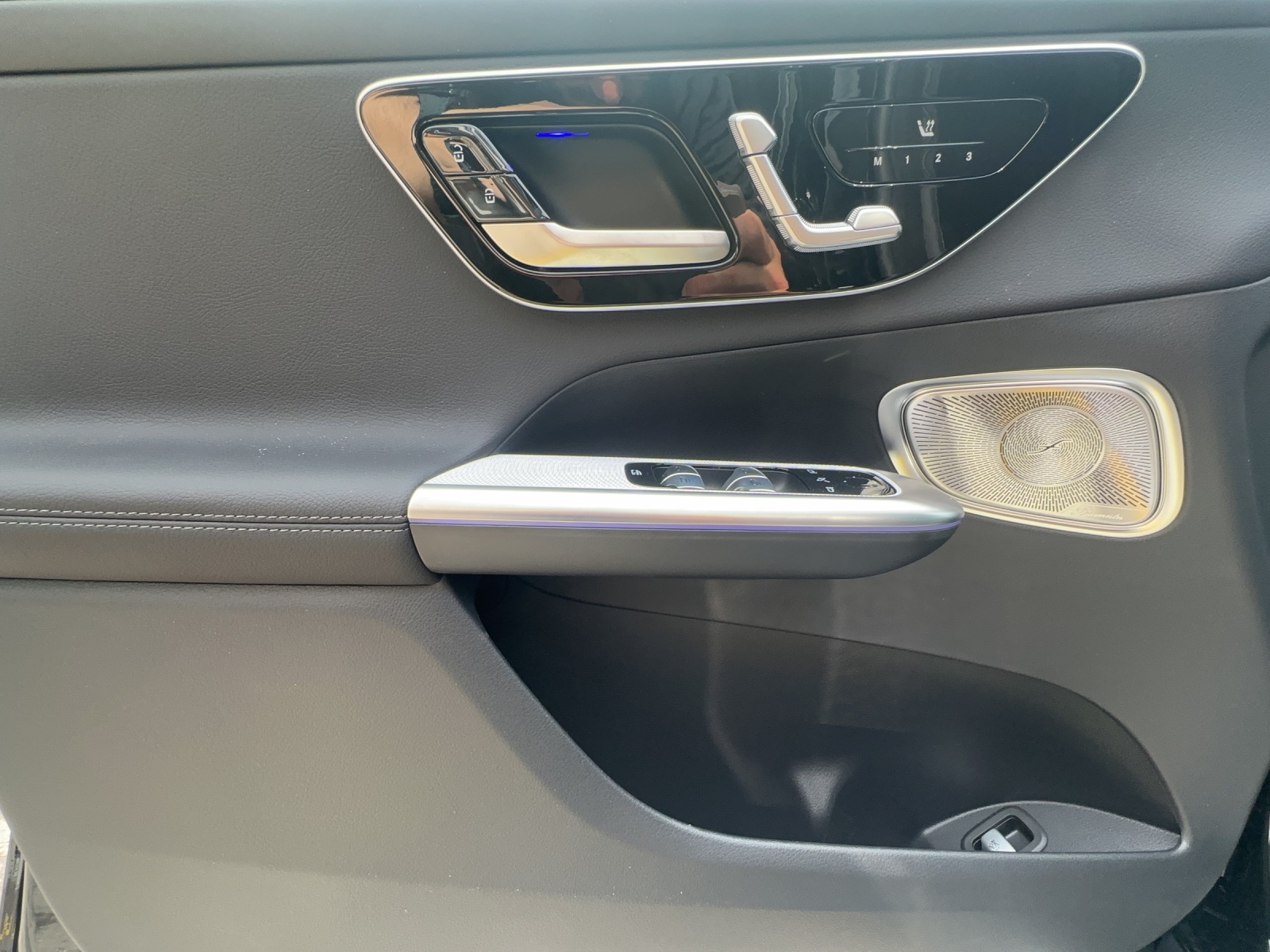 MERCEDES-BENZ GLC Coupé 300 d 4M 9G-T-image-12