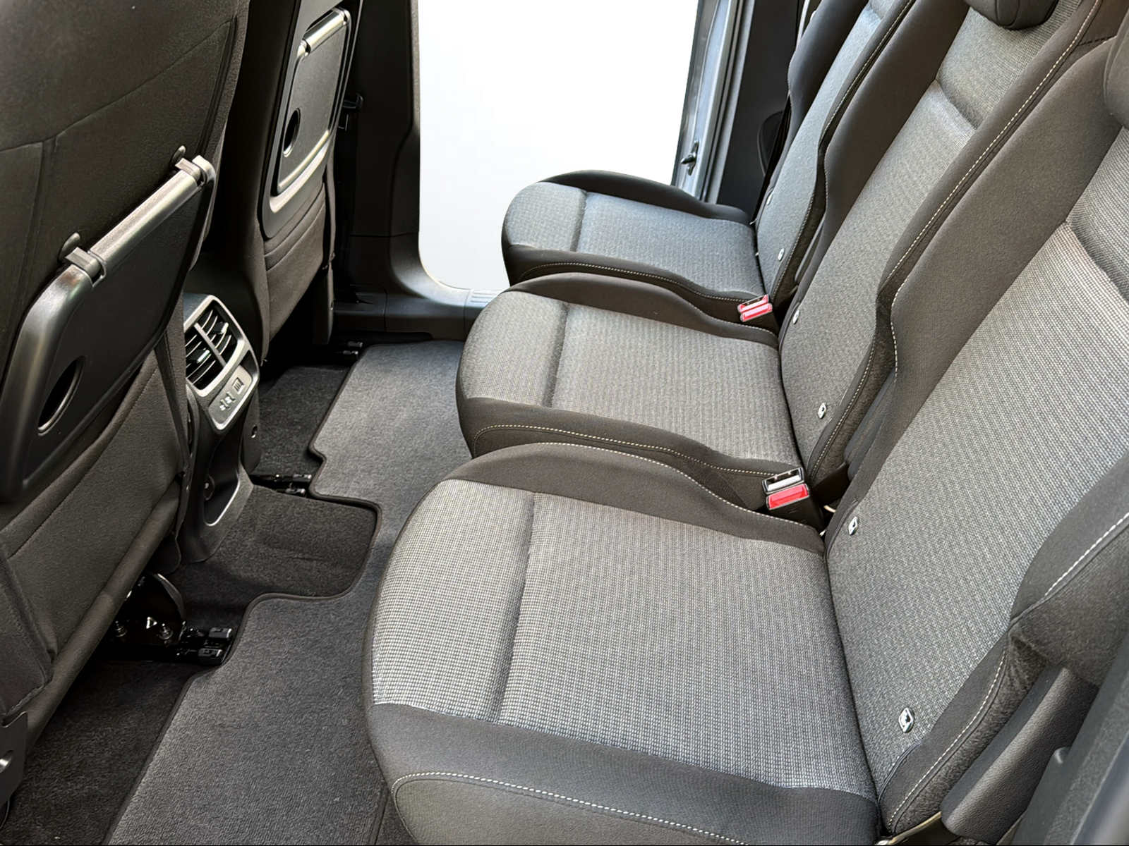TOYOTA Proace City Verso EV 52 kWh Trend Medium-image-8