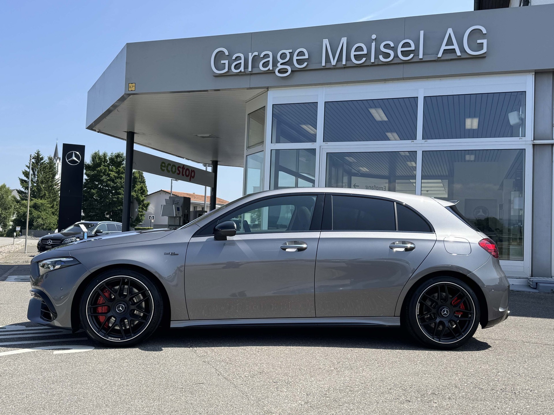 MERCEDES-BENZ A 45 S AMG 4matic+-image-4