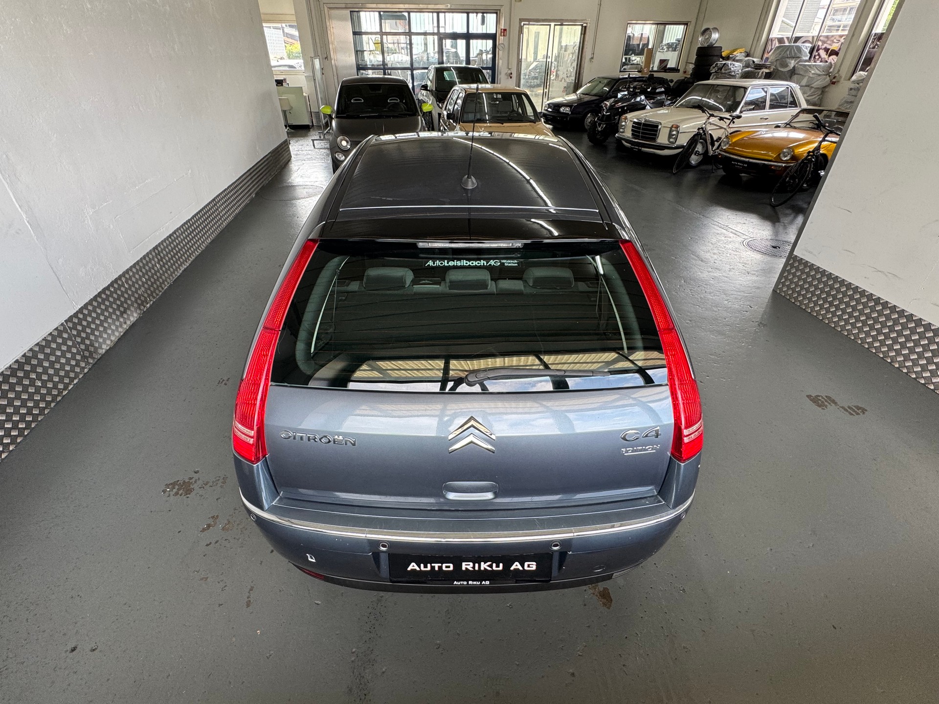 CITROEN C4 Berline 2.0i 16V VTR Automatic-image-7