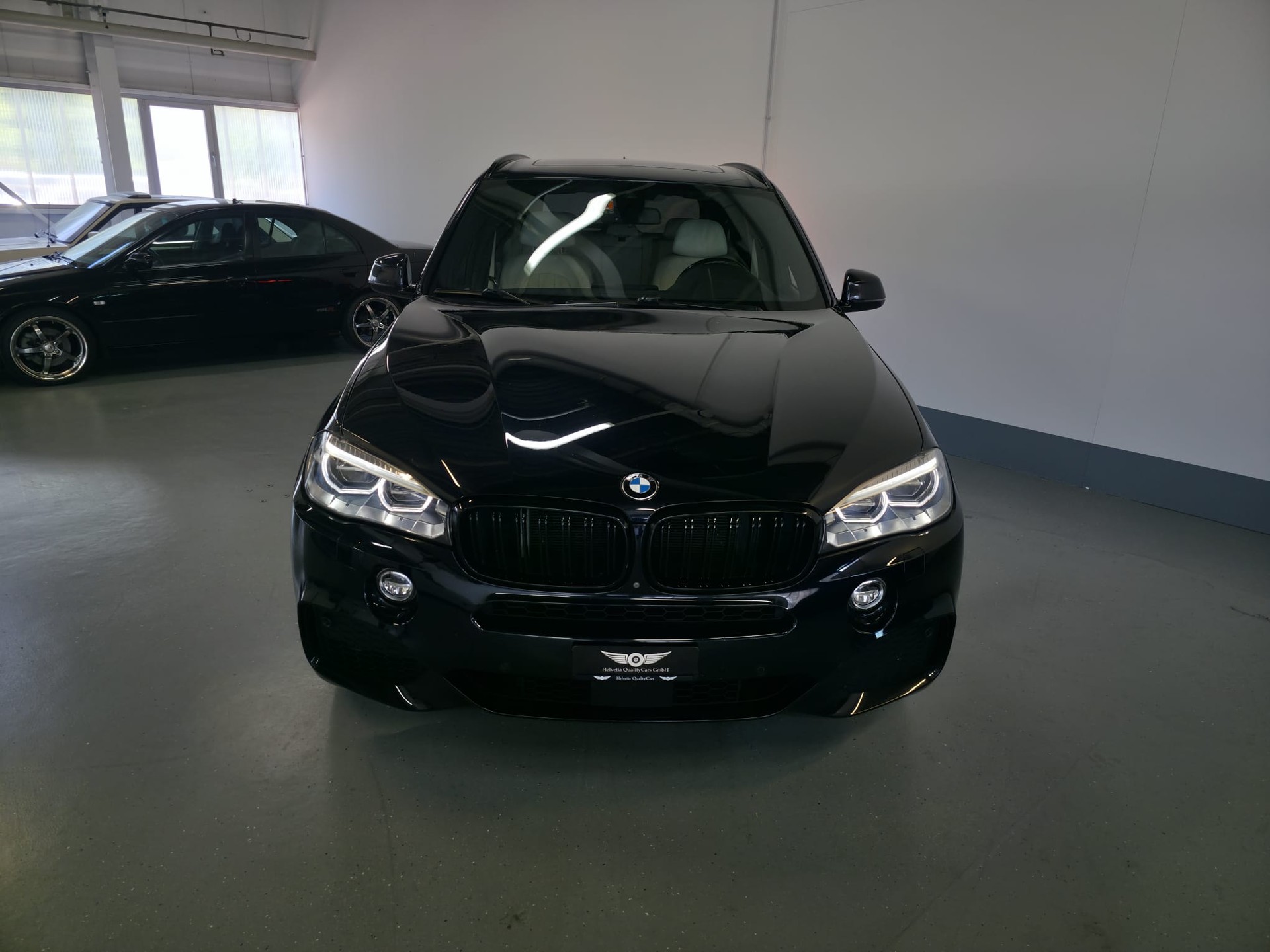BMW X5 xDrive 50i Steptronic-image-5