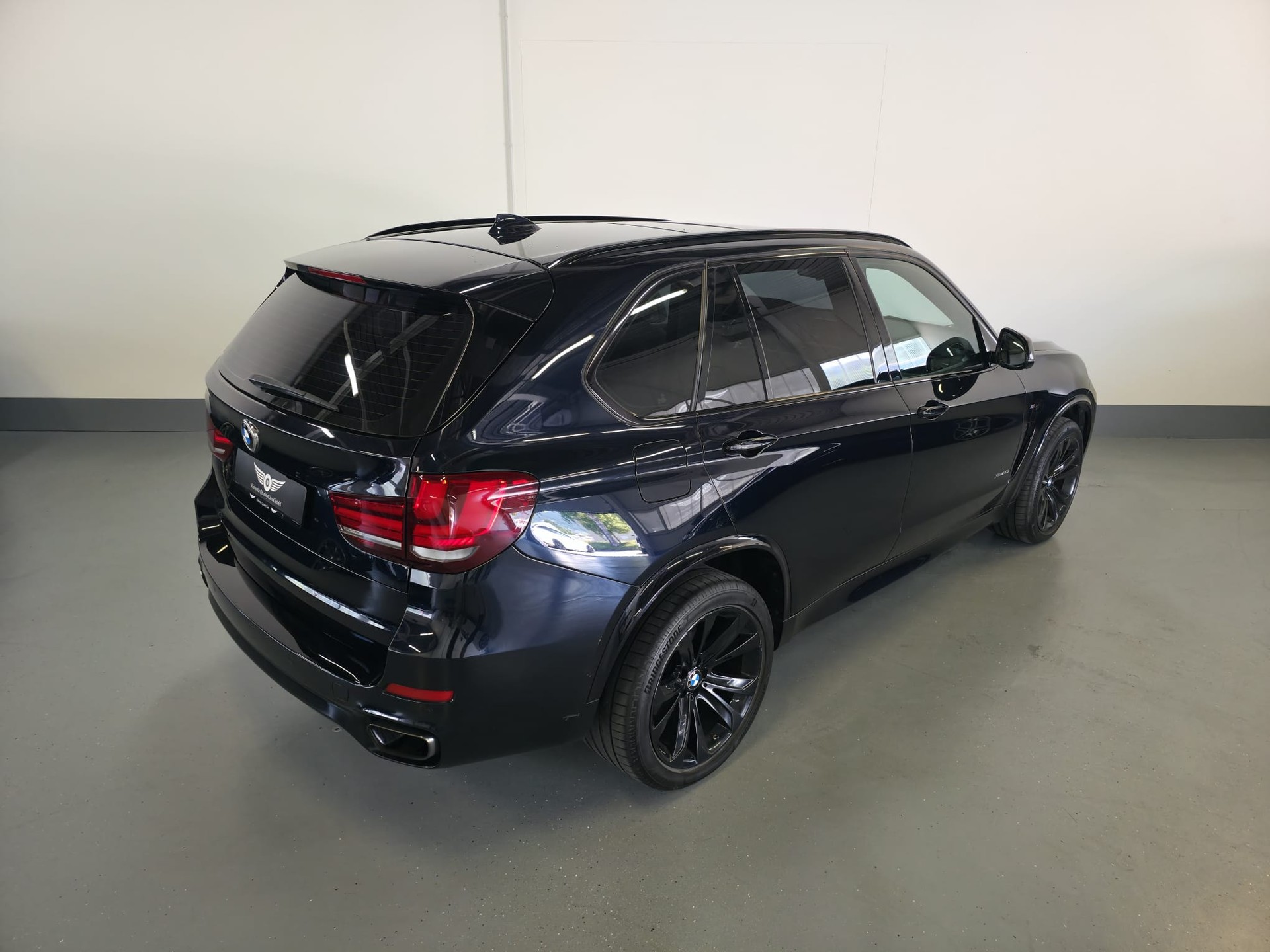 BMW X5 xDrive 50i Steptronic-image-8