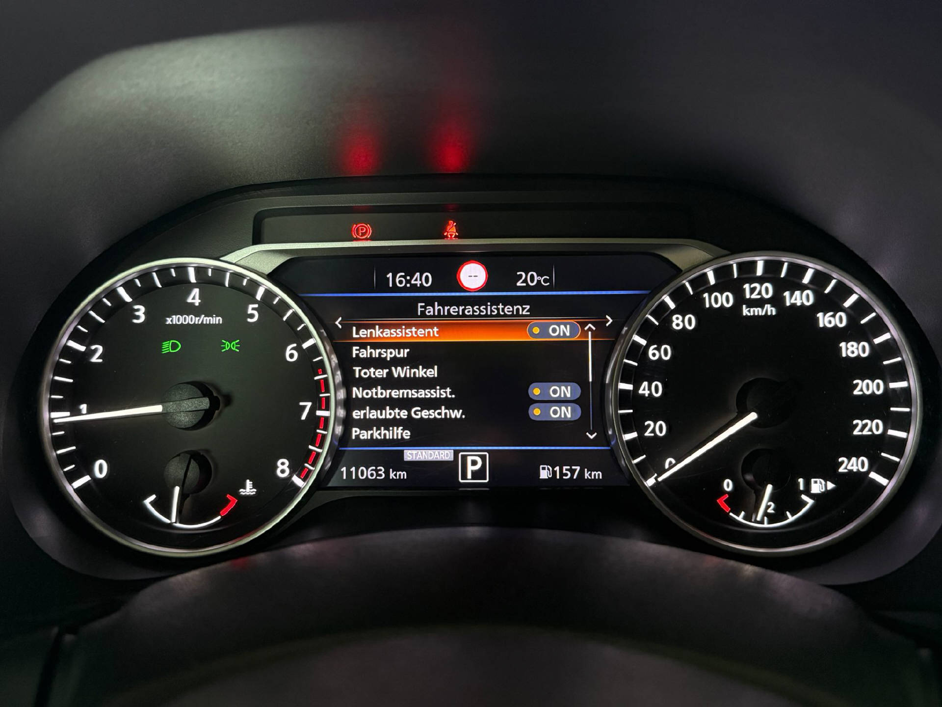 NISSAN Juke 1.0 DIG-T Tekna-image-10