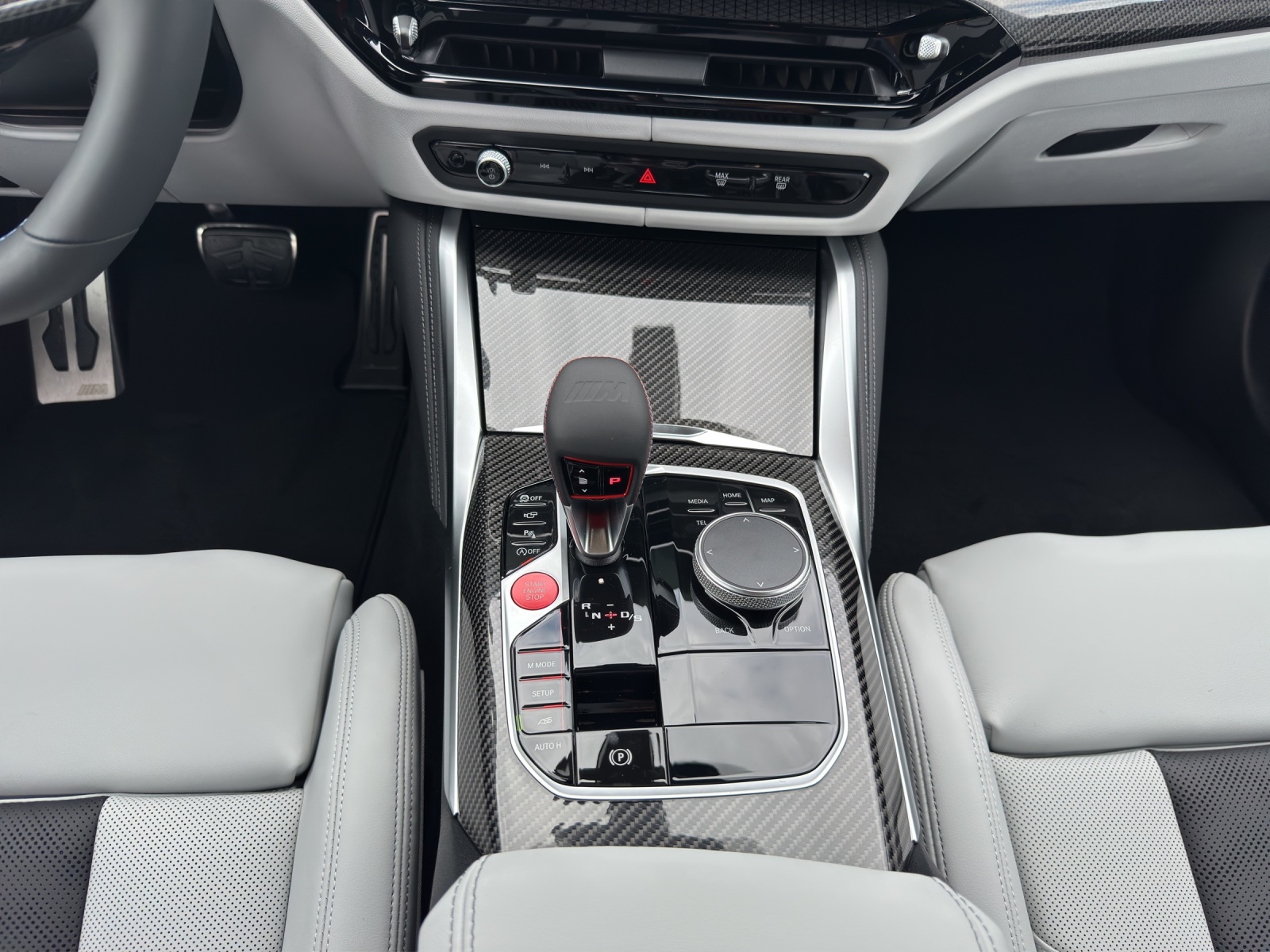 BMW M3 Touring xDrive Competition M-image-12