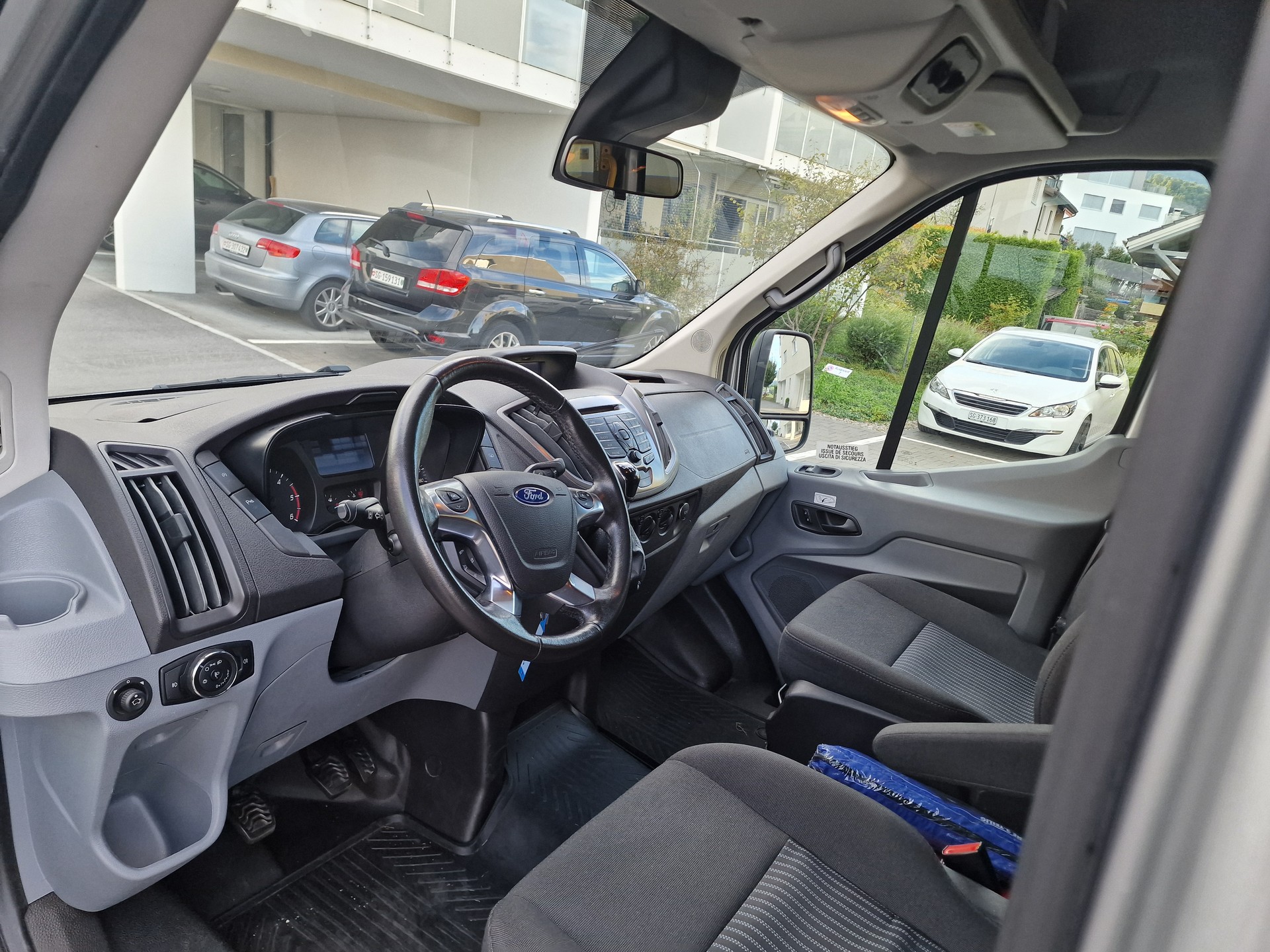 FORD Transit 460 L3H3 Trend RWD 17 Plätze-image-9
