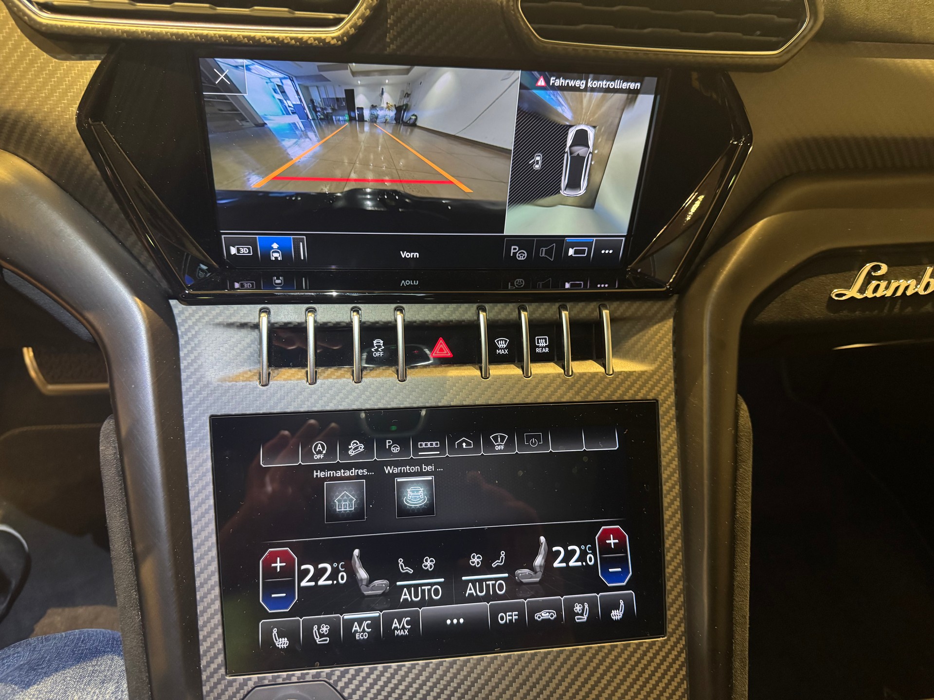 LAMBORGHINI Urus 4.0 Performante 666PS-image-23