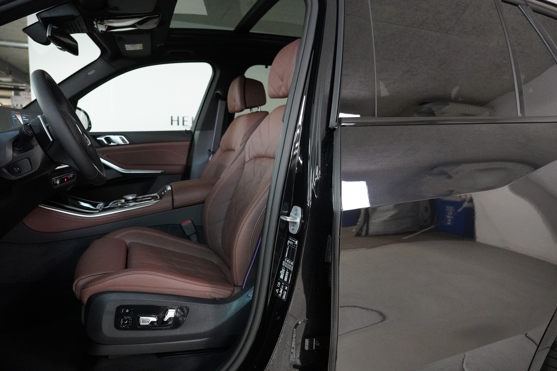 BMW X5 xDrive 48V 40d M Sport Pro Steptronic-image-10