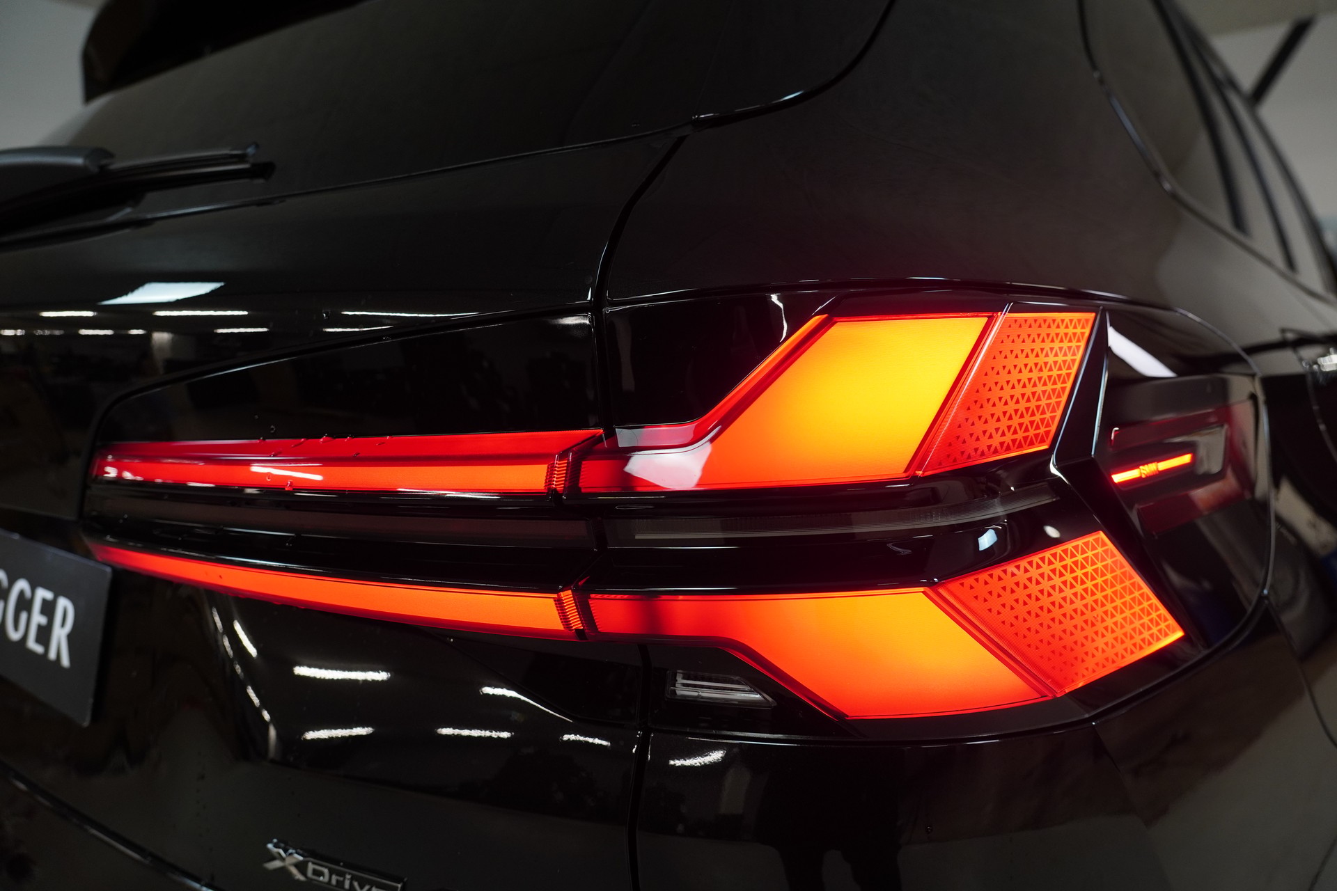 BMW X5 xDrive 48V 40d M Sport Pro Steptronic-image-15