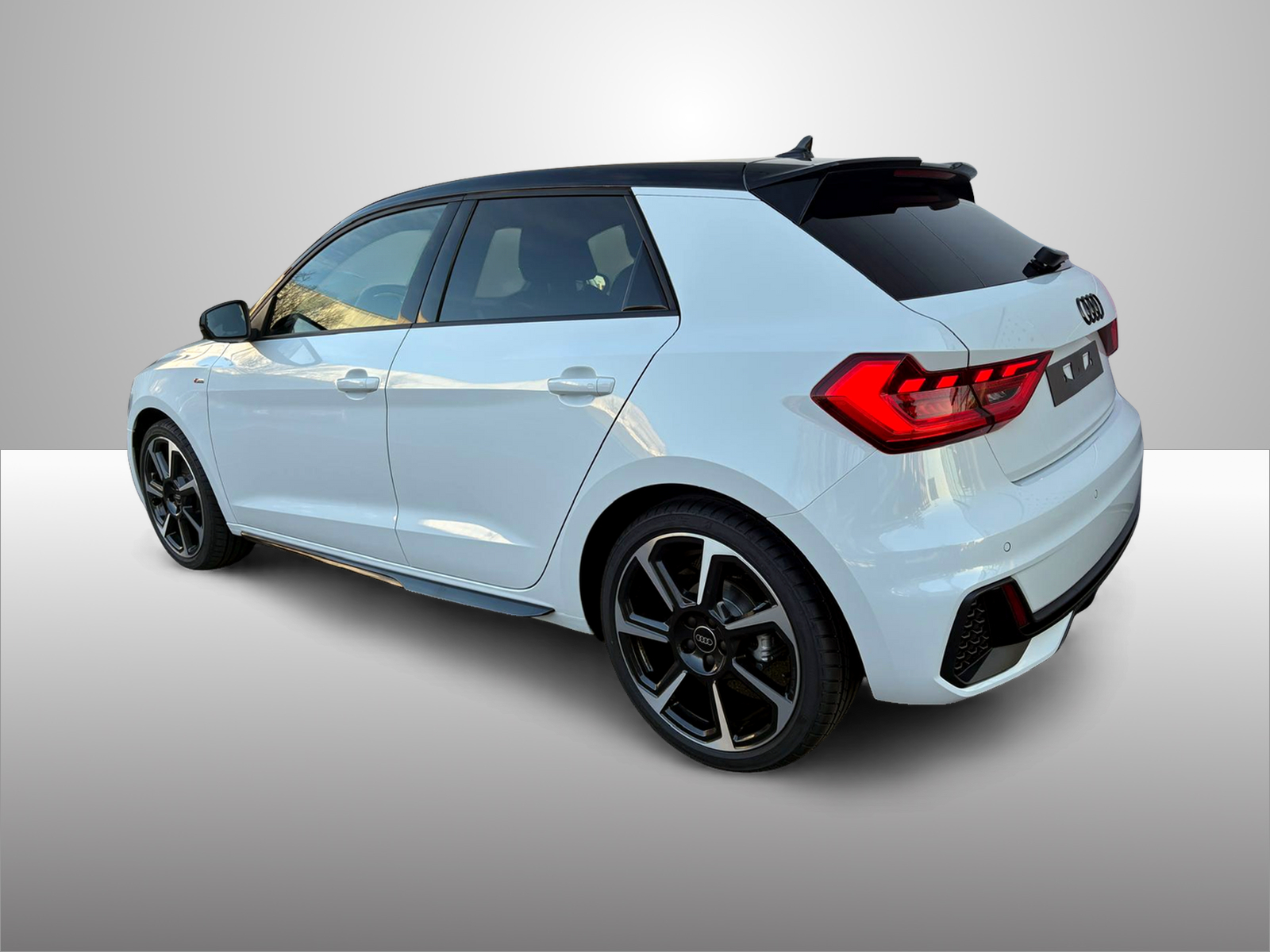 AUDI A1 Sportback 30 TFSI S Line Attraction S-tronic-image-11