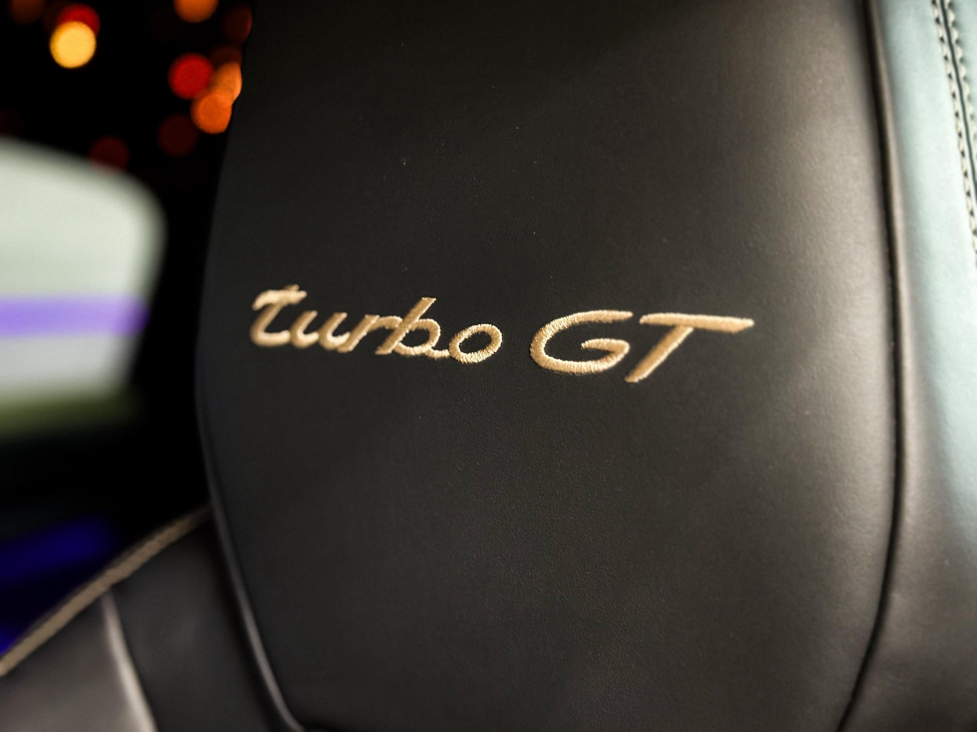 PORSCHE Cayenne Turbo GT ( Porsche Approved )-image-17