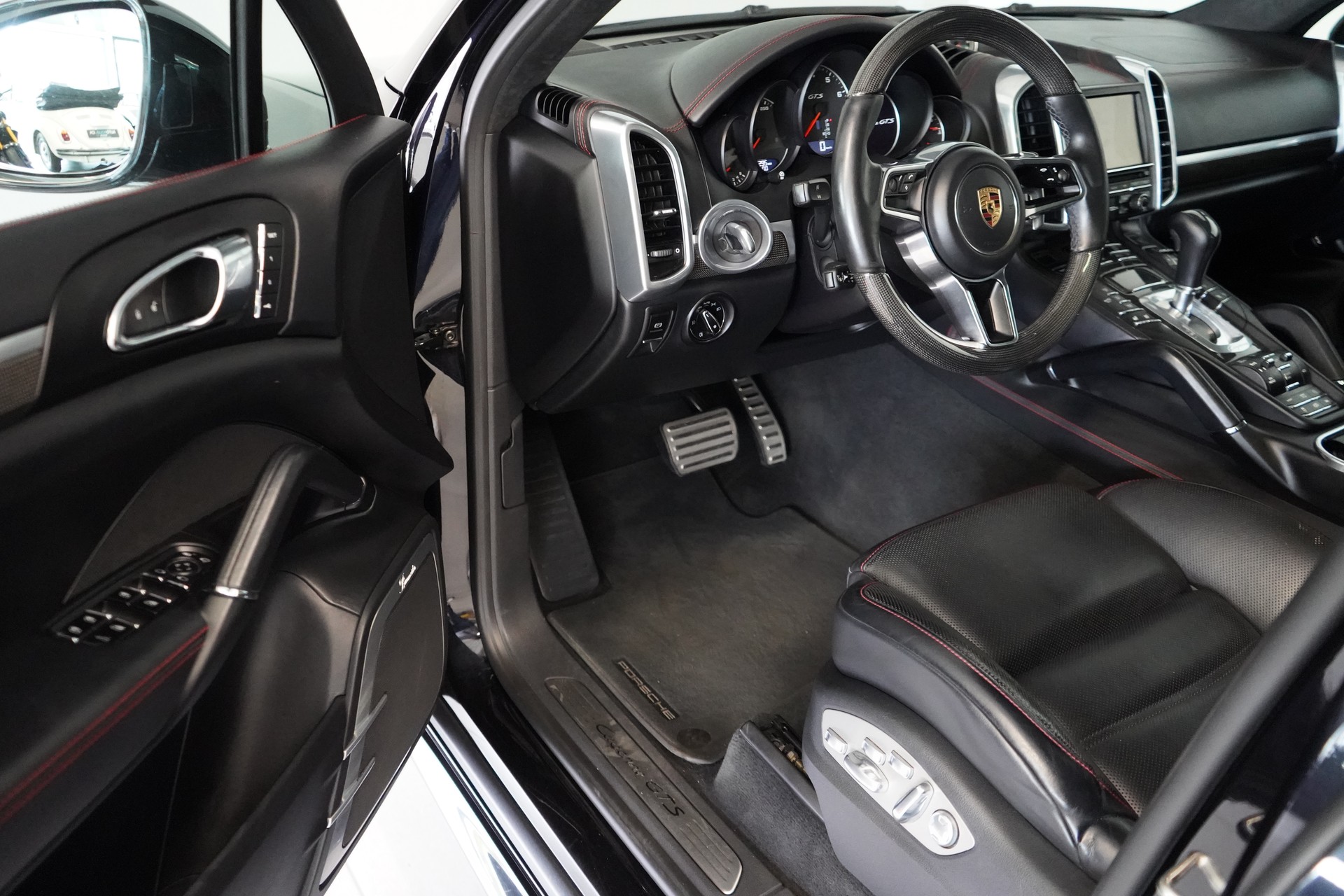 PORSCHE Cayenne GTS-image-7