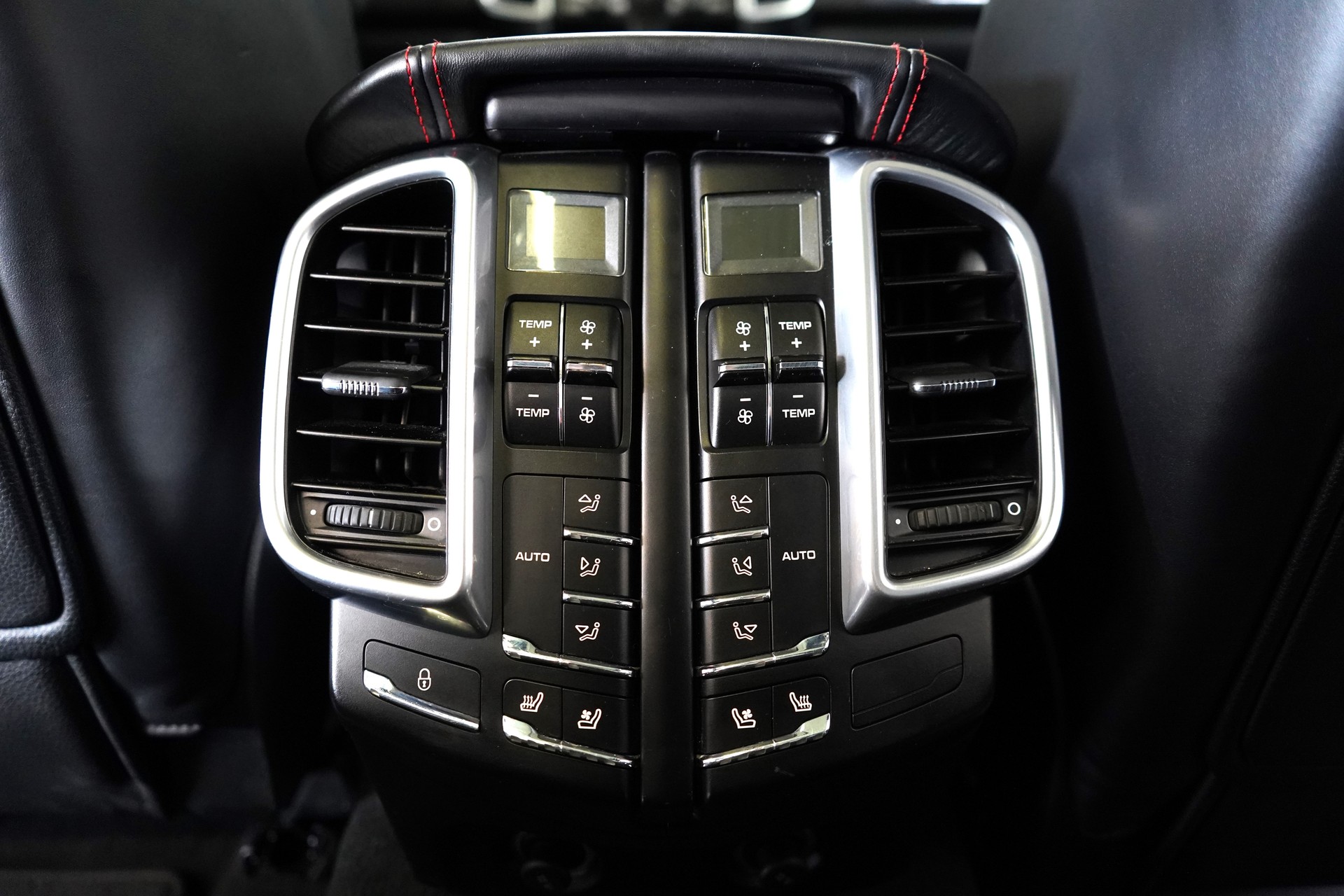 PORSCHE Cayenne GTS-image-27