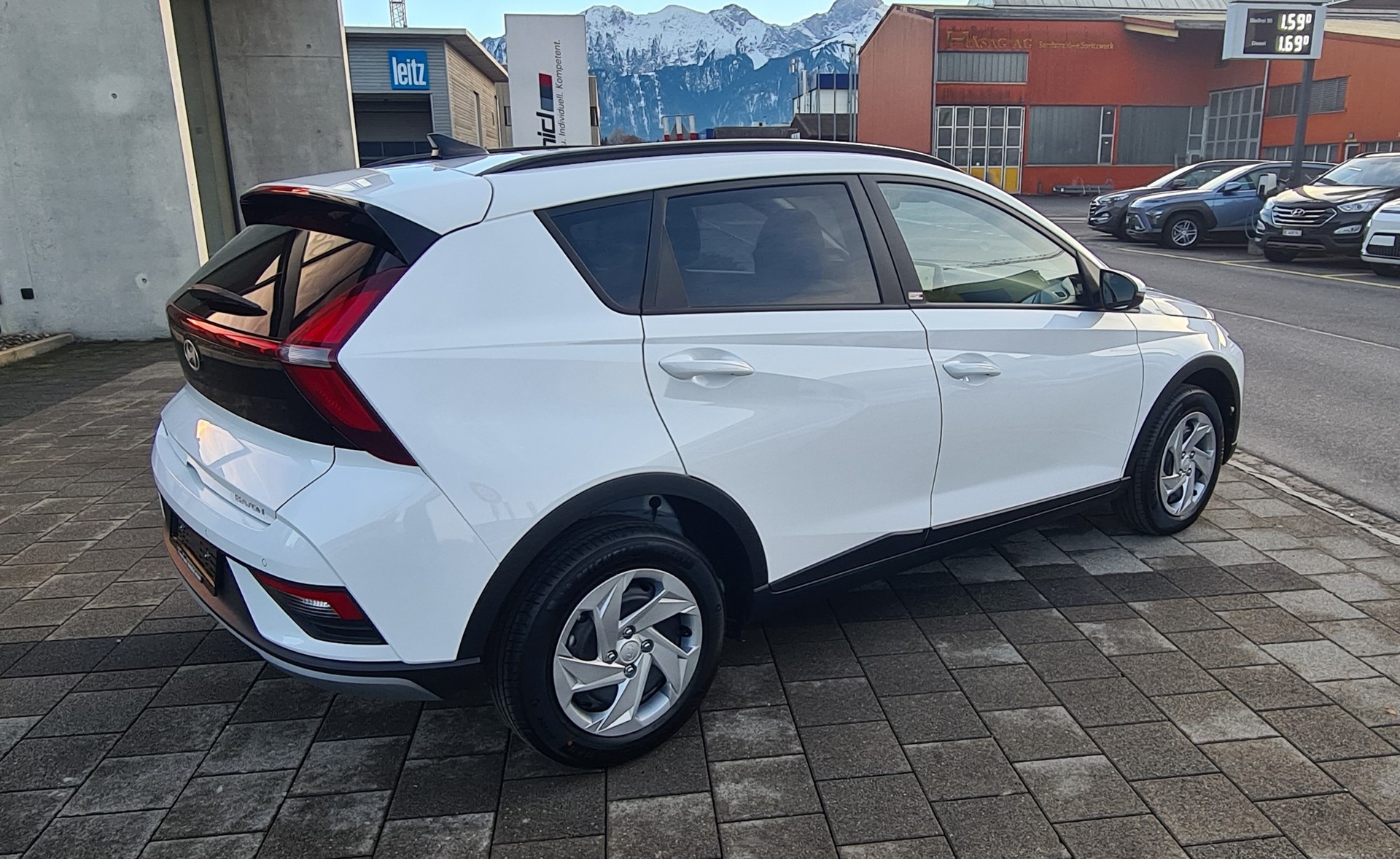 HYUNDAI Bayon 1.0 T-GDi Origo DCT-showroom-element-3