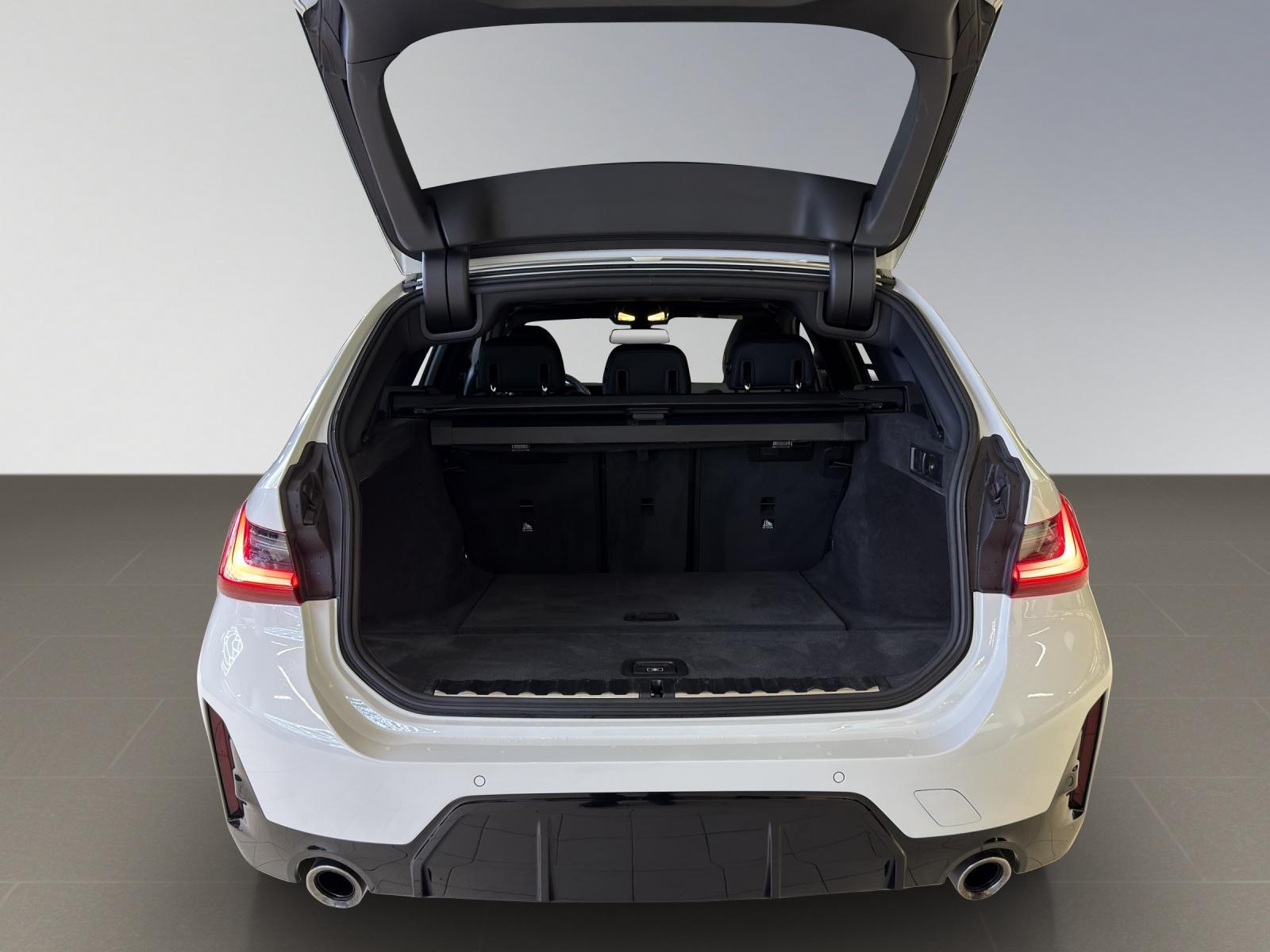 BMW 330d xDrive M-SportPaket-image-17