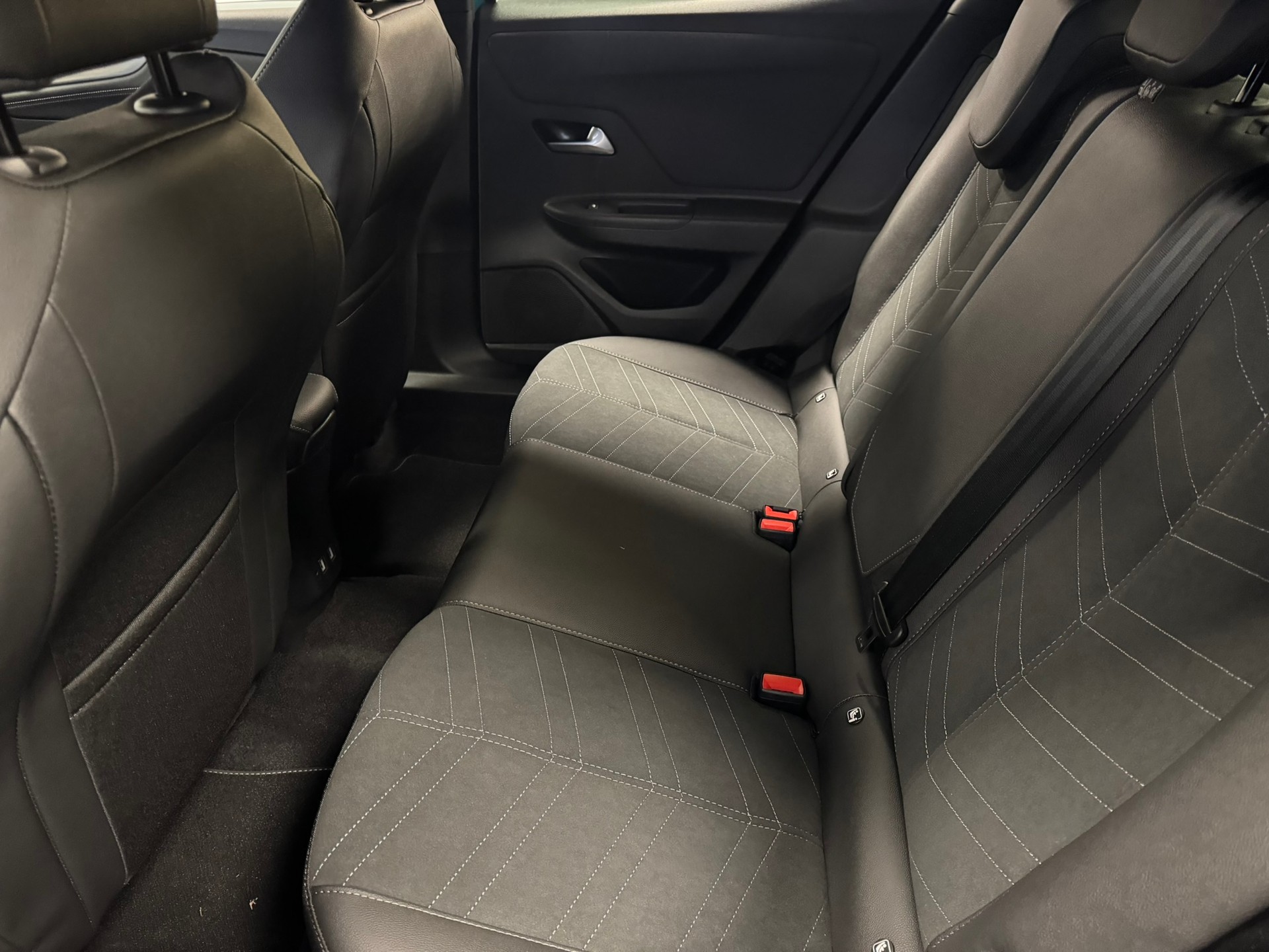 OPEL Mokka e GS-image-7