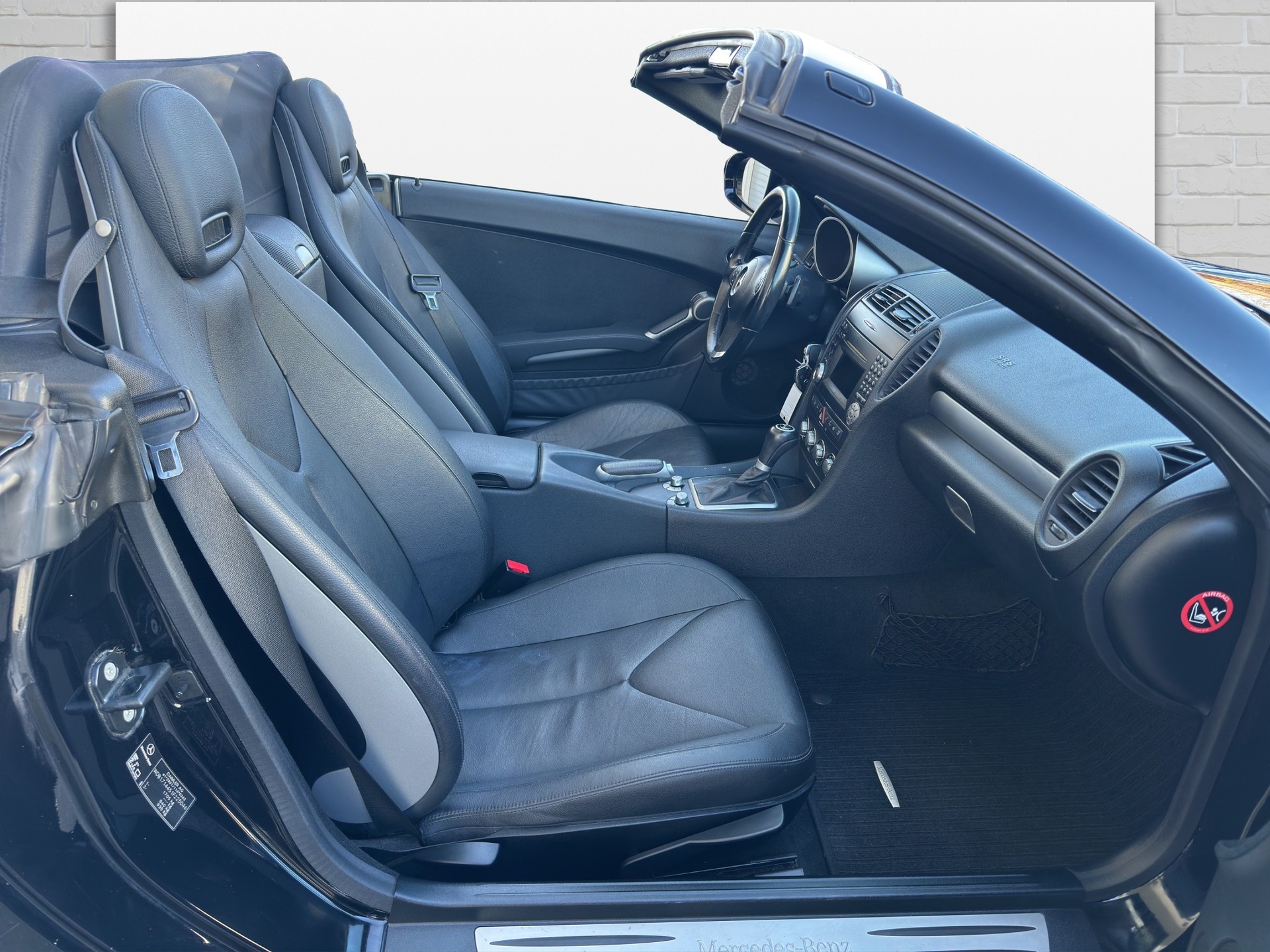 MERCEDES-BENZ SLK 200 Kompressor AMG LINE-image-12
