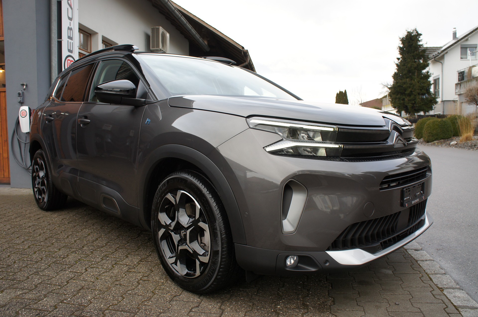 CITROEN C5 Aircross 1.6 PHEV Shine-image-5