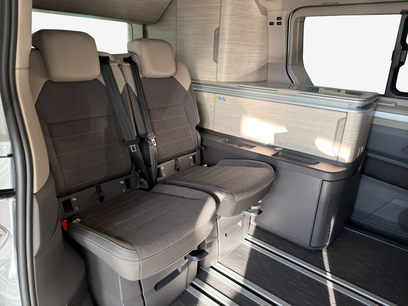 VW California eHybrid Ocean Liberty 4Motion-image-11