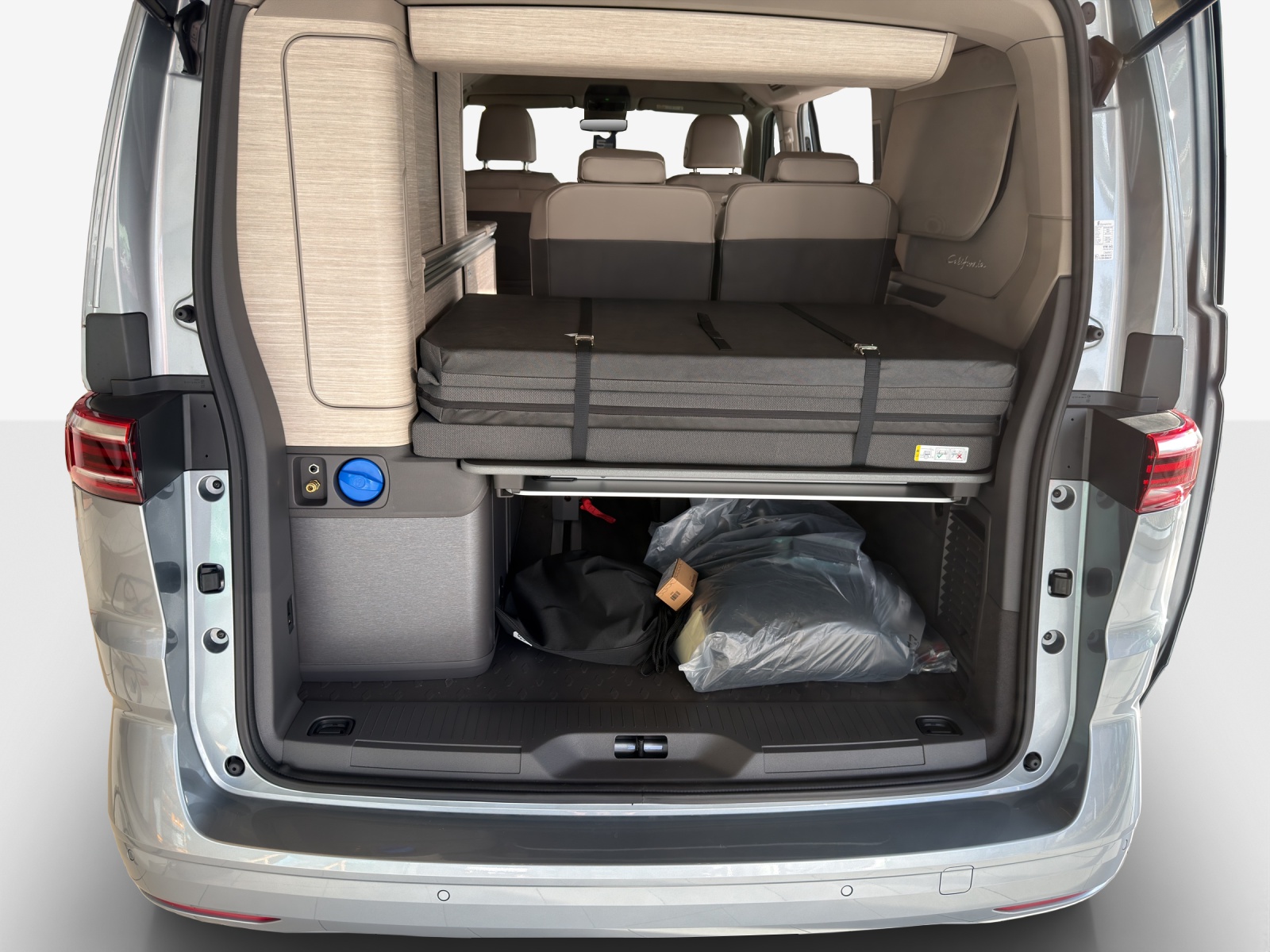 VW California eHybrid Ocean Liberty 4Motion-image-12