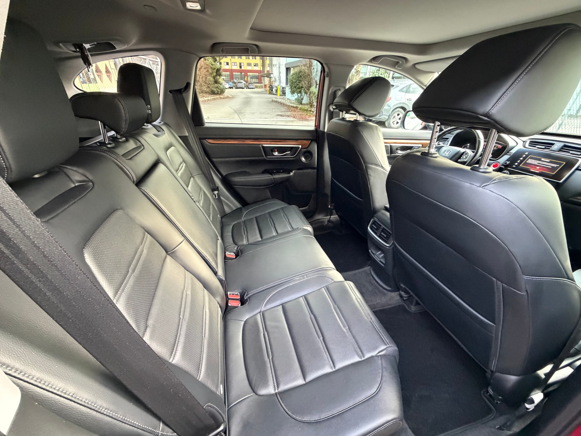 HONDA CR-V 1.5 i-VTEC Executive 4WD Automatic-image-9