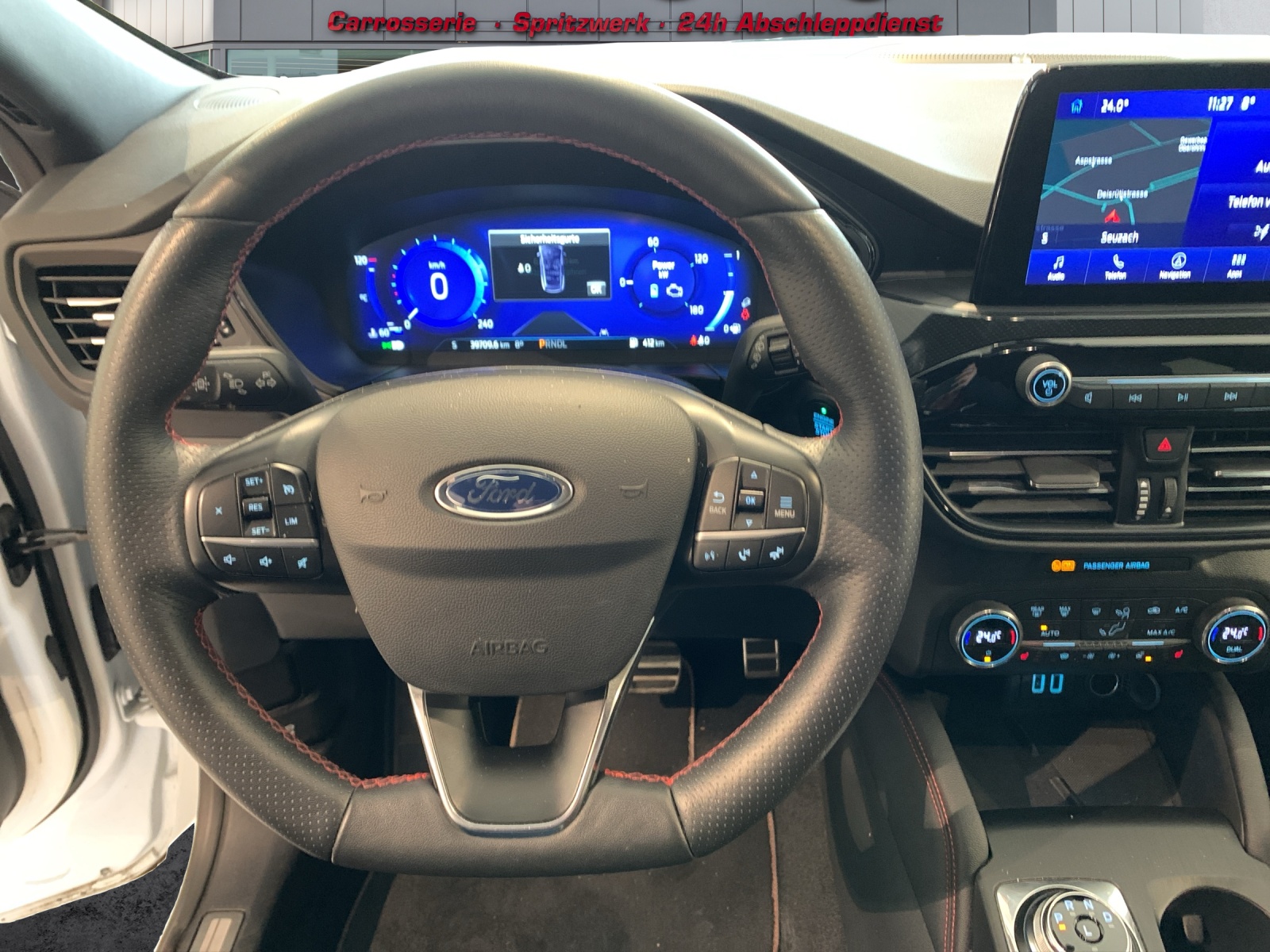 FORD Kuga 2.5 Hybrid ST-Line X 4x4-image-8