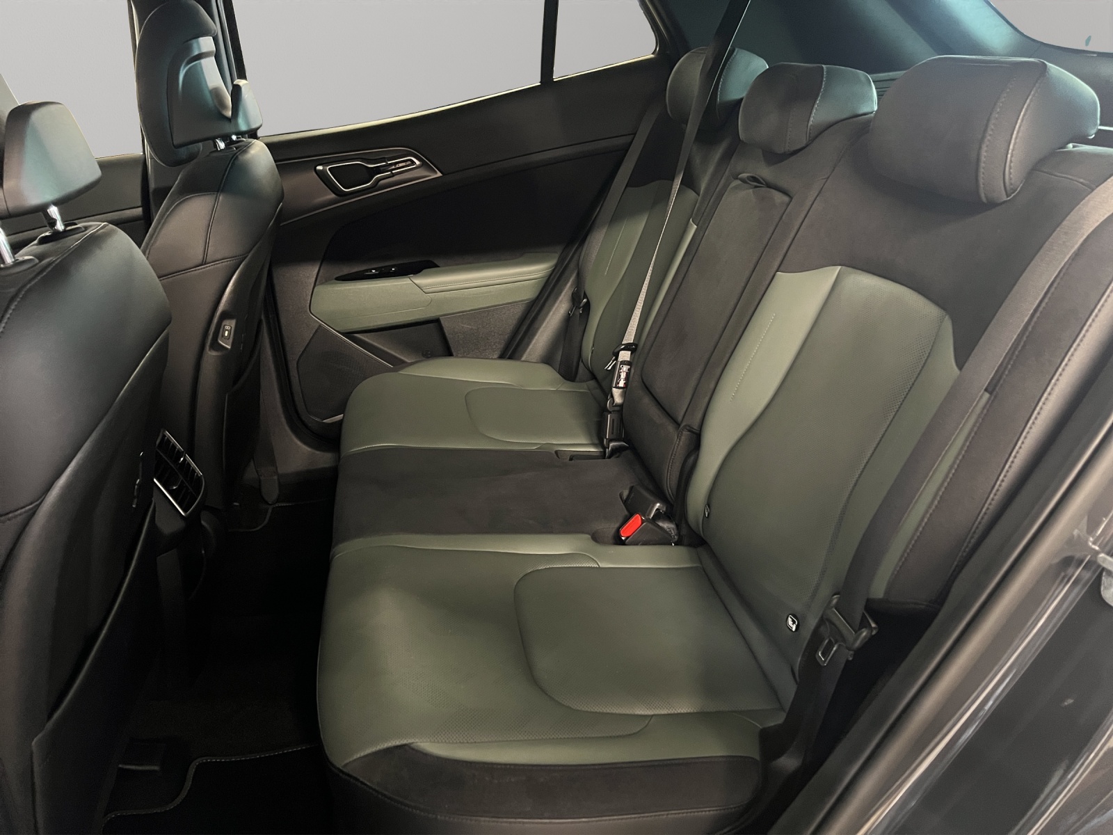 KIA Sportage 1.6 T Hybrid Power Edition-image-10