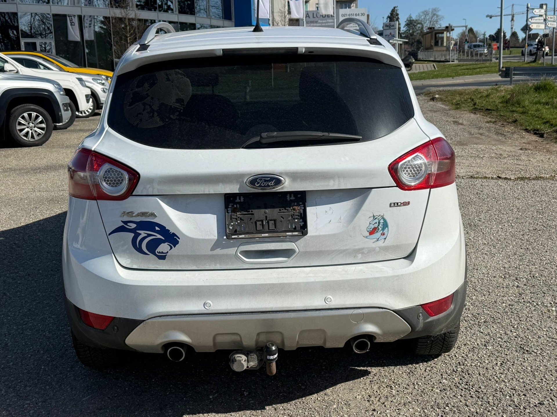 FORD Kuga 2.0 TDCi Carving 2WD-image-6