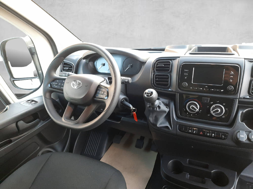 TOYOTA PROACE MAX Van 3.3 L2H2 2.2 D Cargo-image-8