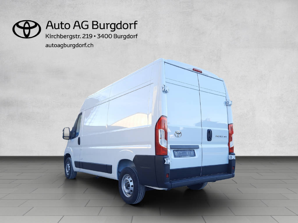 TOYOTA PROACE MAX Van 3.3 L2H2 2.2 D Cargo-image-2