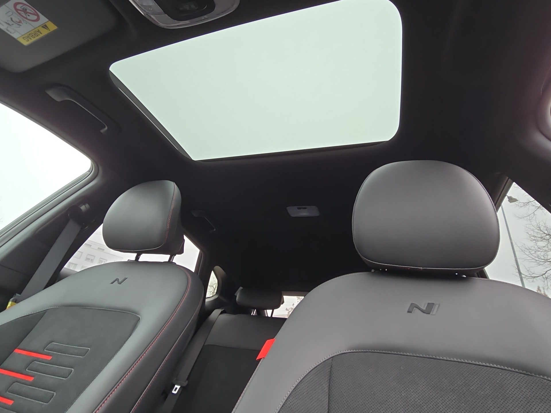 HYUNDAI Kona 1.6 GDi Hybrid N-Line-image-14