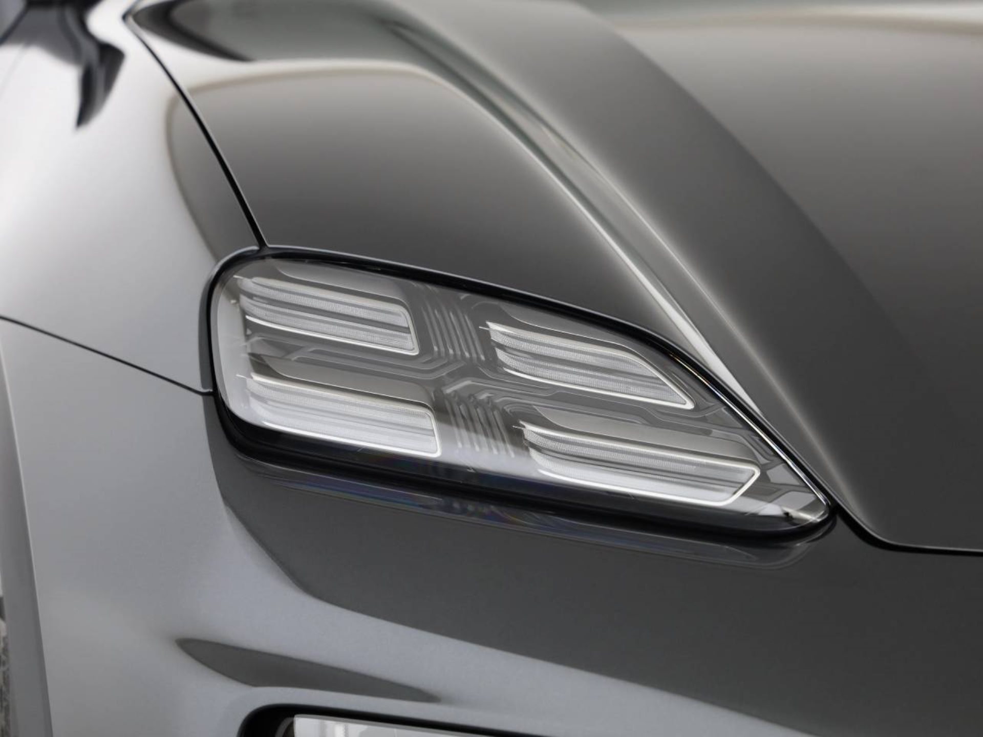 PORSCHE Macan 4S-image-8