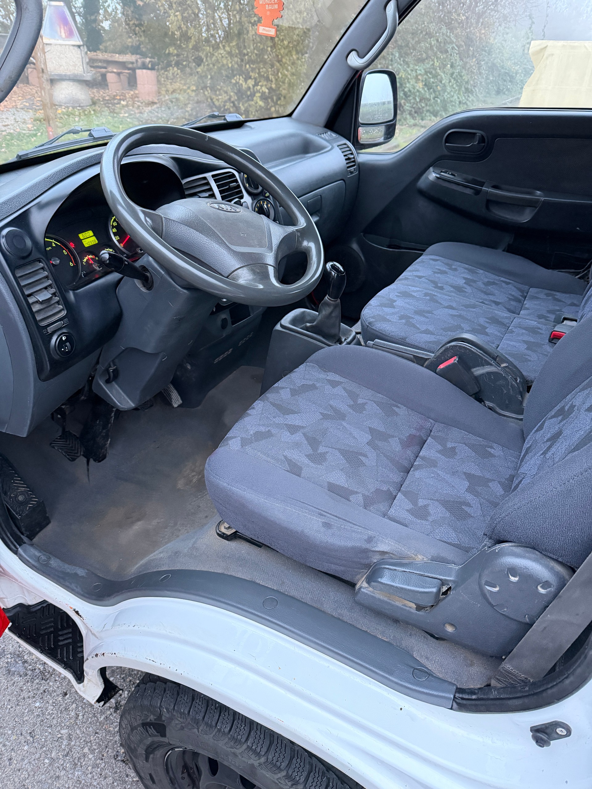 KIA K2900 CRDi-image-11