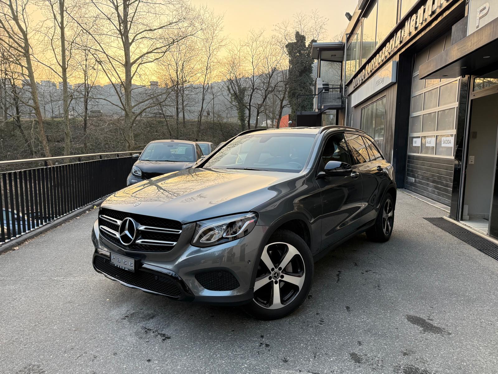 MERCEDES-BENZ GLC 250 AMG Line 4Matic 9G-Tronic-image-0