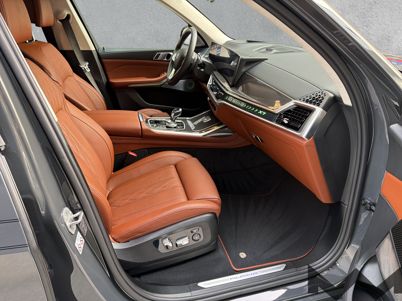 BMW-ALPINA XB7 Allrad 4.4 V8 | 621PS | CH-Fahrzeug-image-14