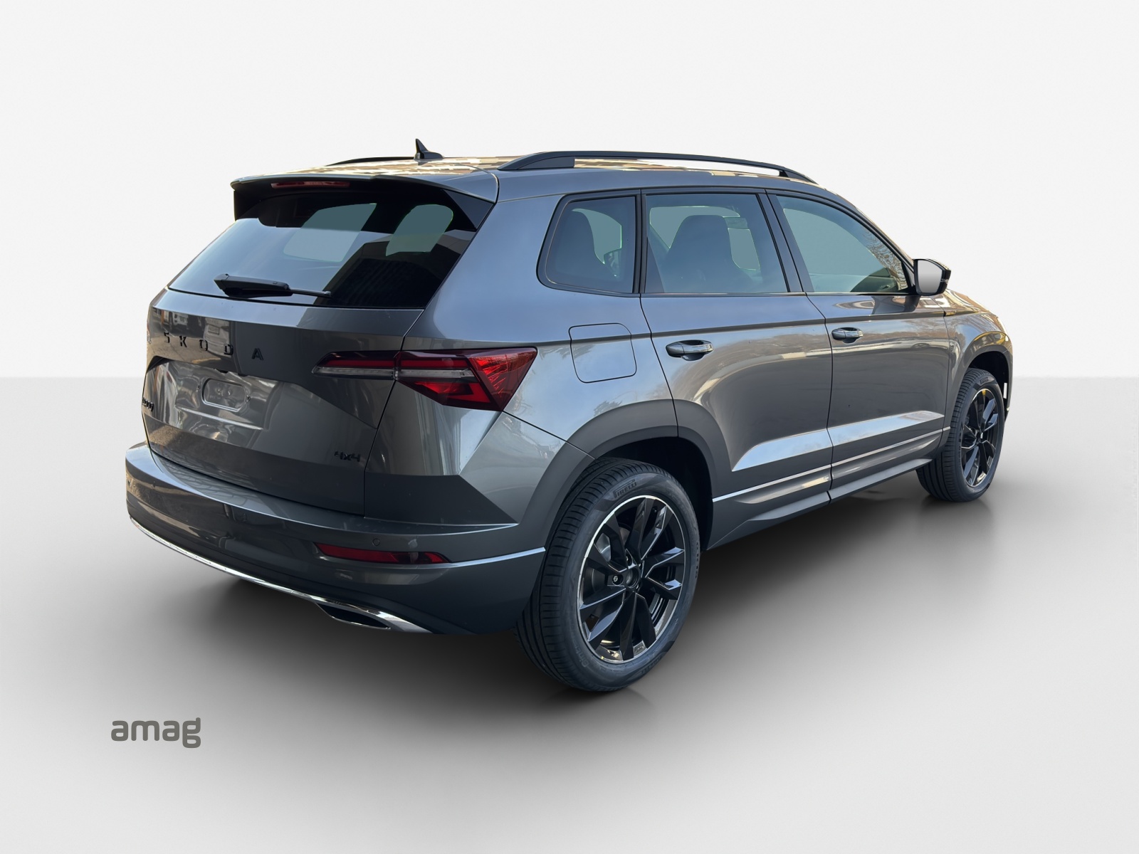 SKODA Karoq 2.0 TSI SportLine 4x4 DSG-image-4