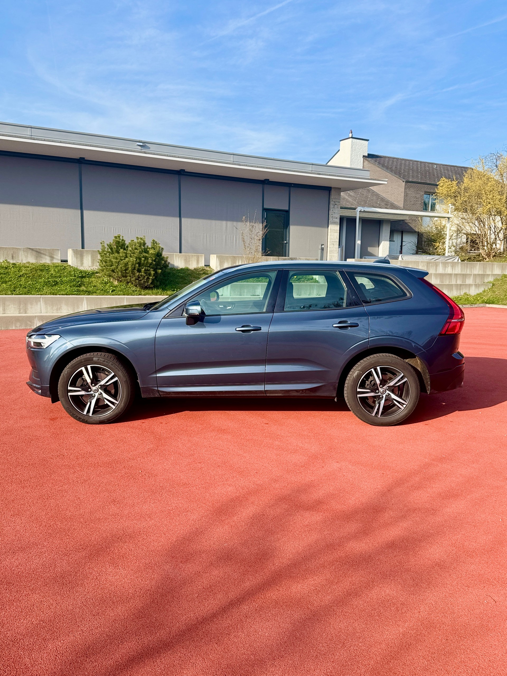 VOLVO XC60 D4 Momentum Geartronic-image-8