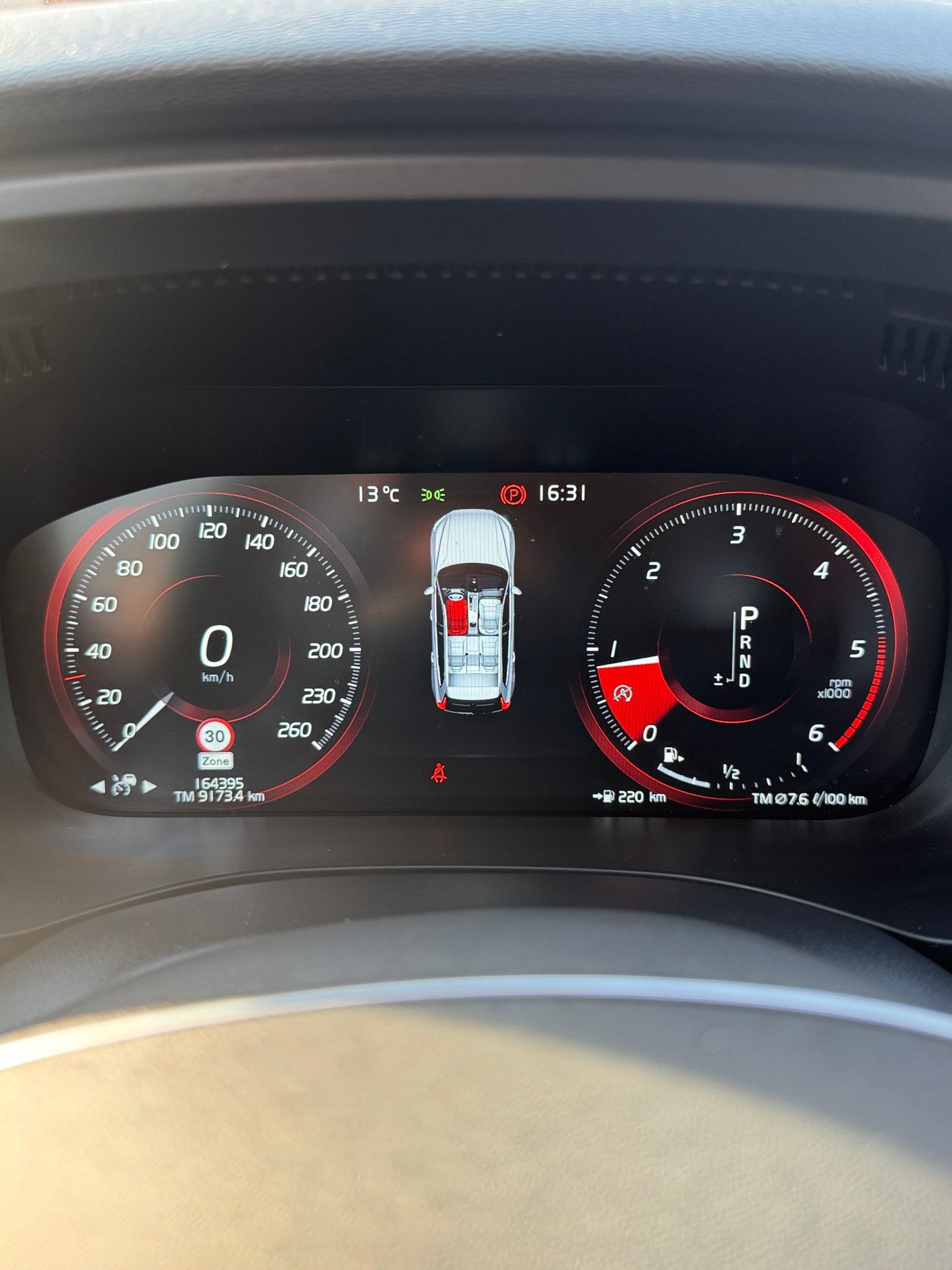 VOLVO XC60 D4 Momentum Geartronic-image-11