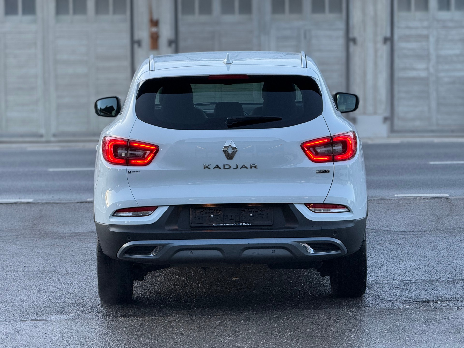 RENAULT Kadjar 1.7 Blue dCI Business 4WD-image-5