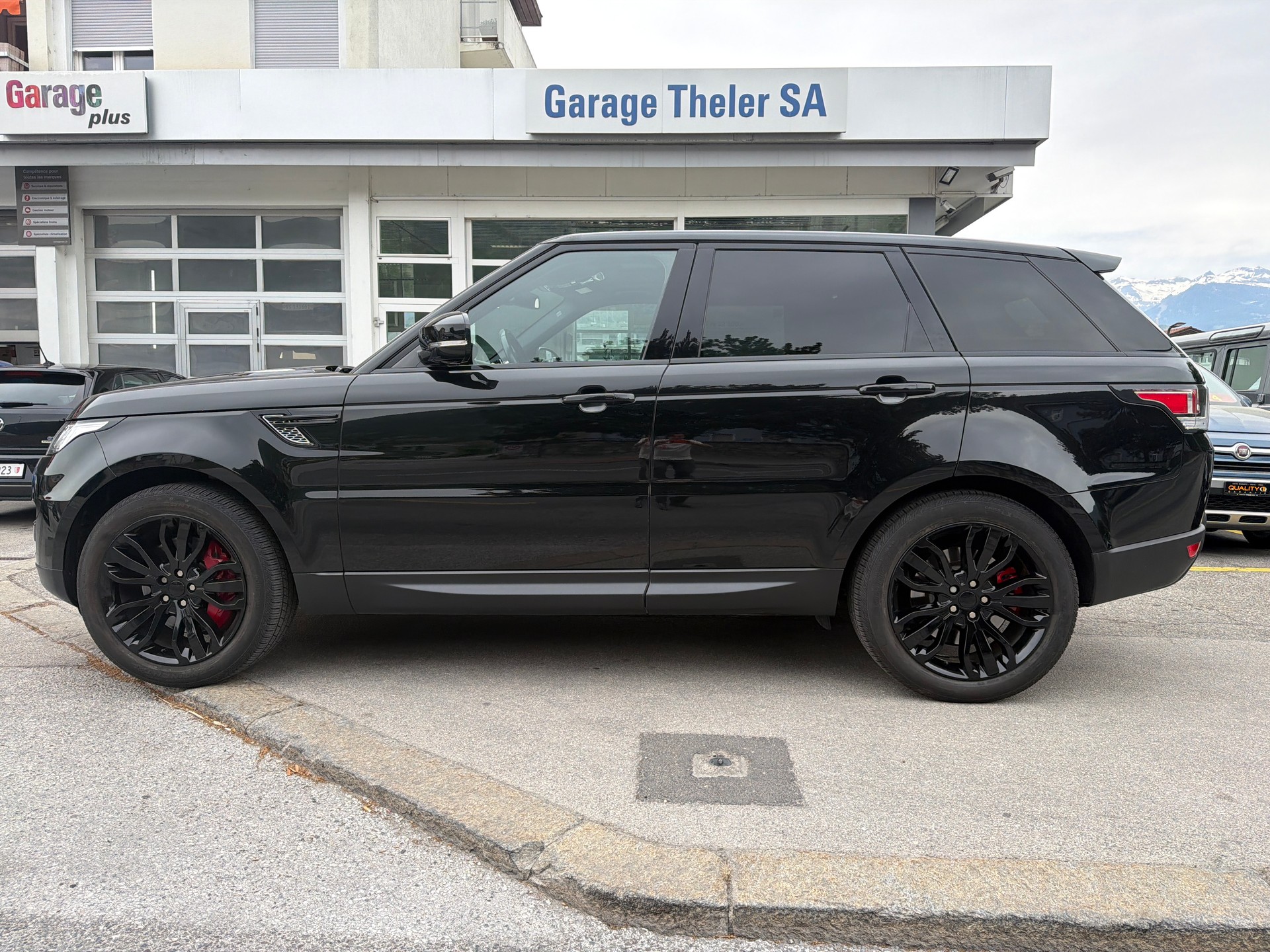 LAND ROVER Range Rover Sport 4.4 SDV8 HSE Dynamic Automatic-image-6