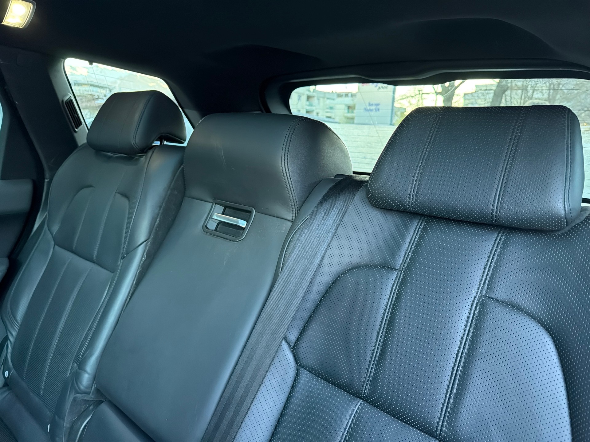 LAND ROVER Range Rover Sport 4.4 SDV8 HSE Dynamic Automatic-image-16