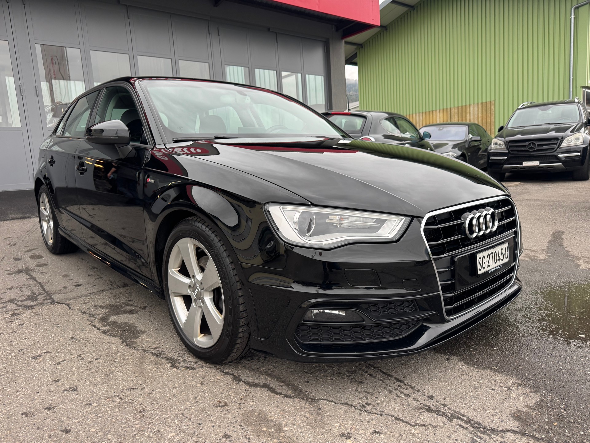 AUDI A3 Sportback 2.0 TDI S-Line S-tronic-image-1
