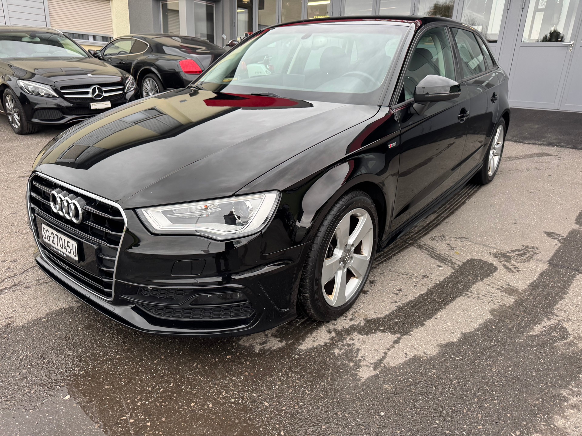 AUDI A3 Sportback 2.0 TDI S-Line S-tronic-image-5