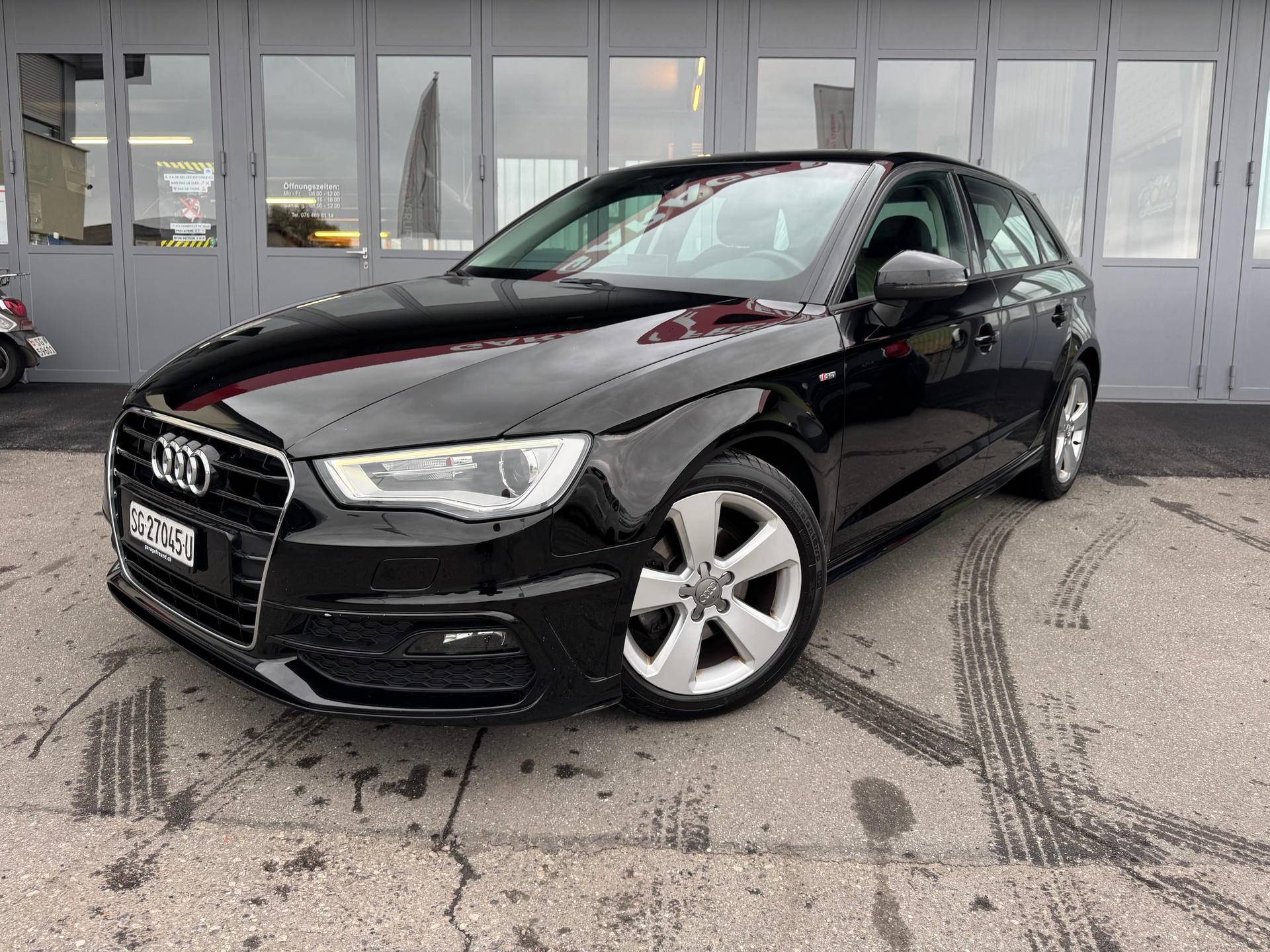 AUDI A3 Sportback 2.0 TDI S-Line S-tronic-image-0