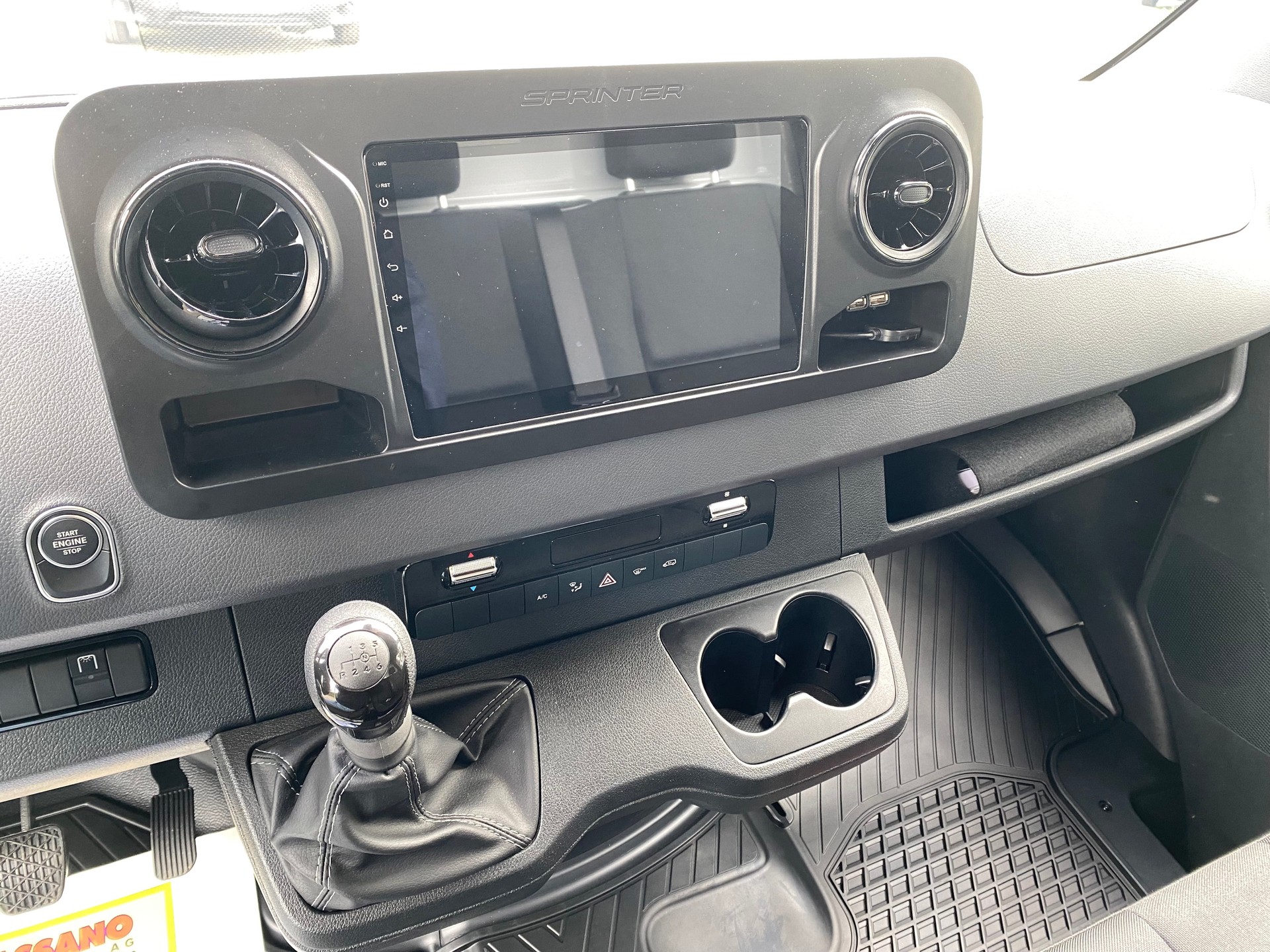 MERCEDES-BENZ Sprinter 317 CDI Möbelkoffer mit Flügeltüren 900 Kg. Nutzlast-image-7