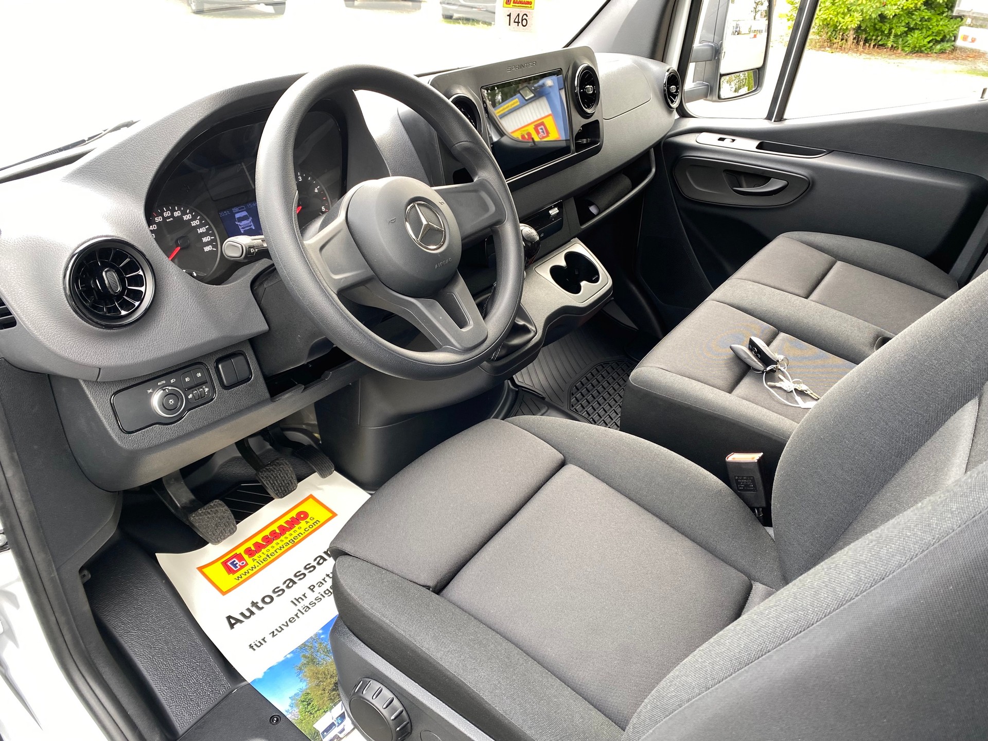MERCEDES-BENZ Sprinter 317 CDI Möbelkoffer mit Flügeltüren 900 Kg. Nutzlast-image-8