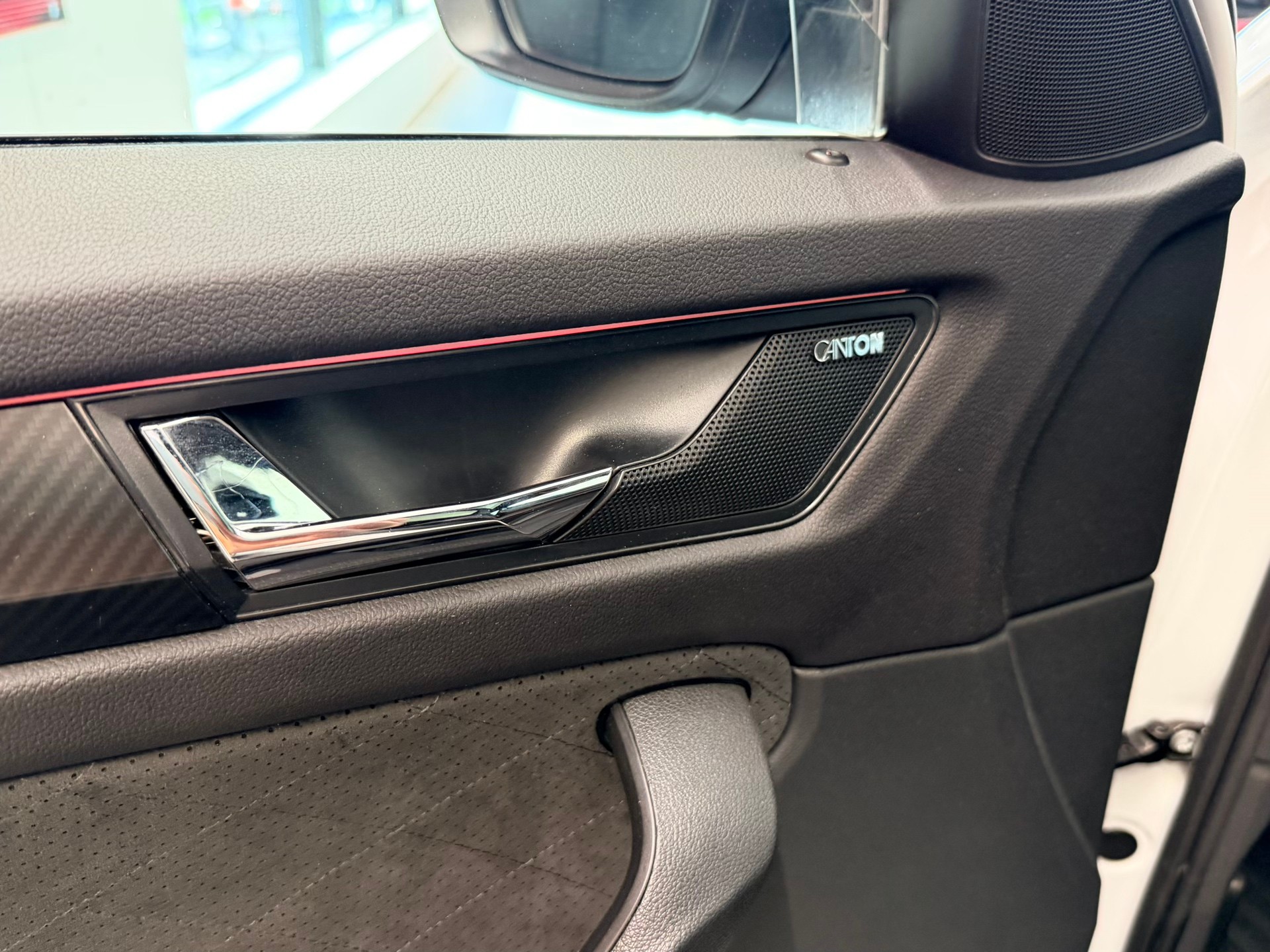 SKODA Kodiaq 2.0 Bi-TDI SCR RS 4x4 DSG-image-12