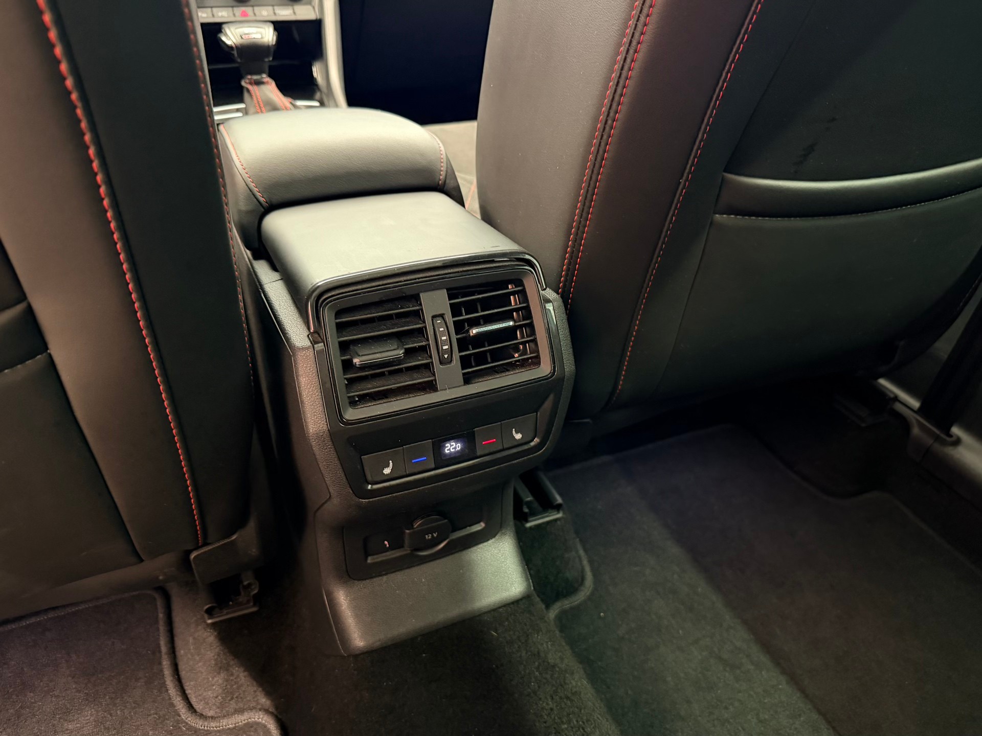 SKODA Kodiaq 2.0 Bi-TDI SCR RS 4x4 DSG-image-18