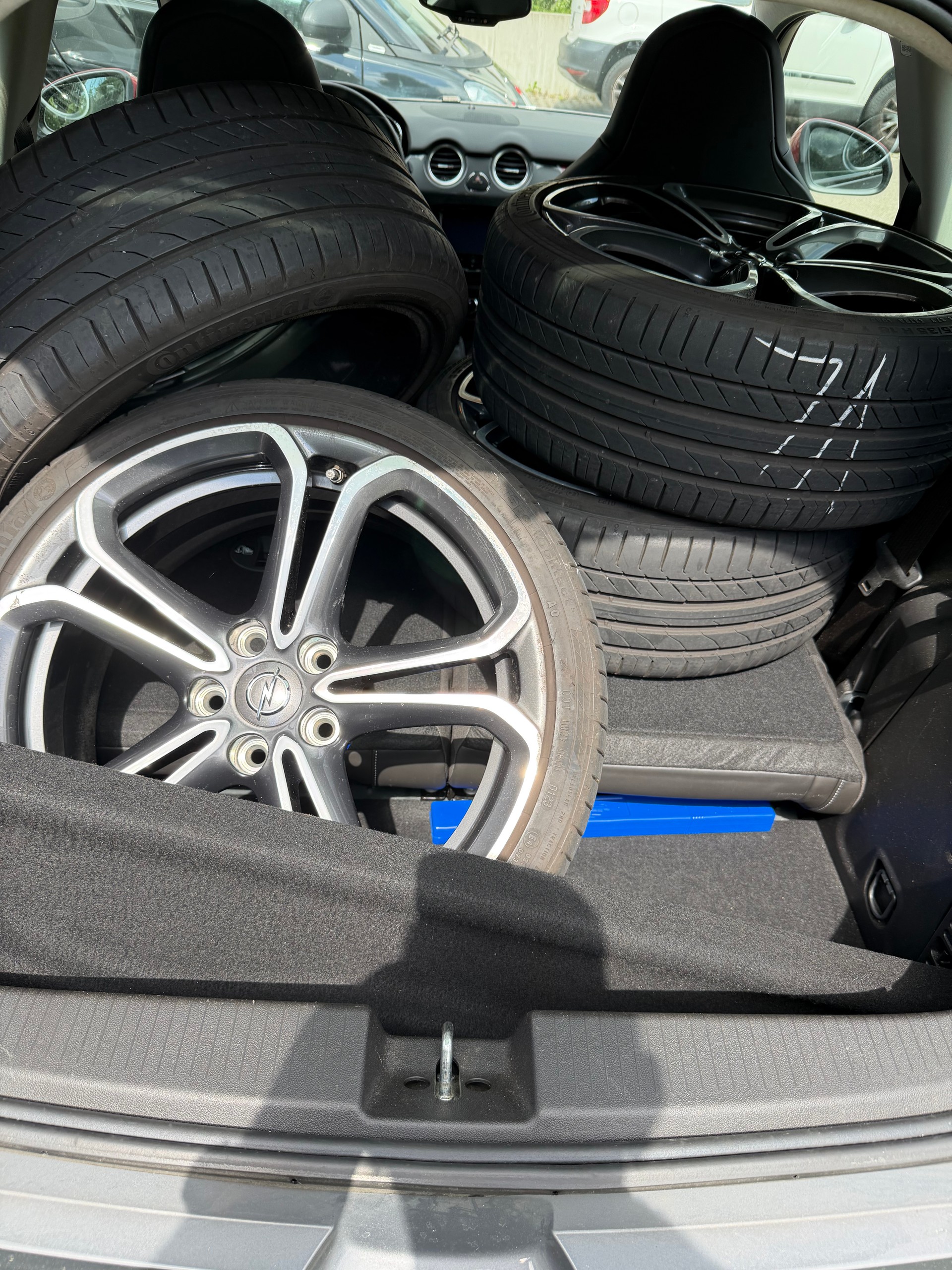 OPEL Adam 1.4 Turbo ROCKS S/ FRISCH AB MFK & SERVICE ALLE SERVIC BEI OPEL GARAGE !!!!-image-9