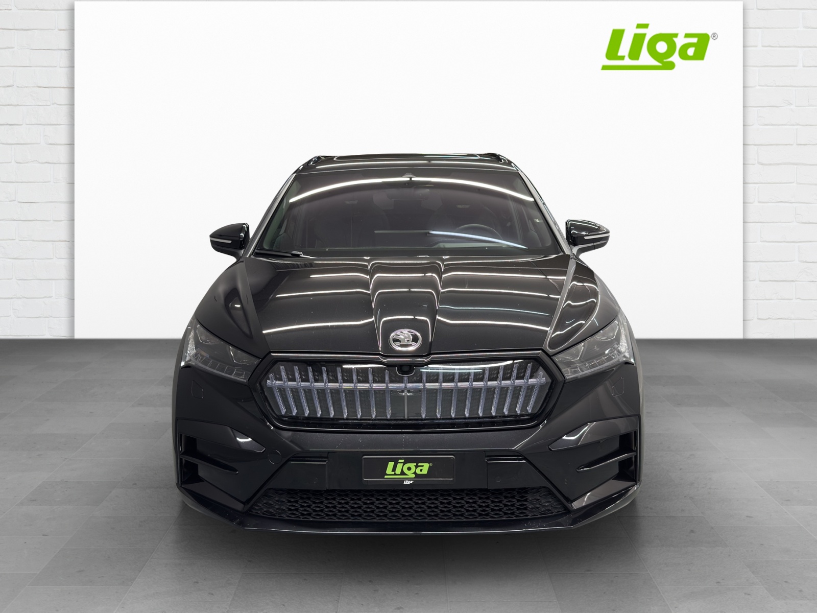 SKODA Enyaq iV RS 4x4-image-2